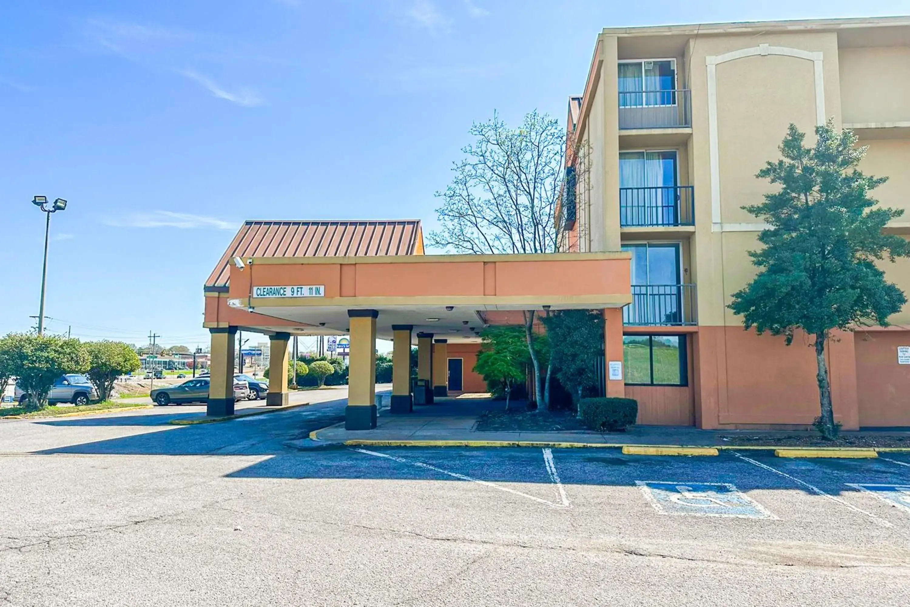 Property building in Jackson Hotel And Convention Center Property building in Jackson Hotel And Convention Center