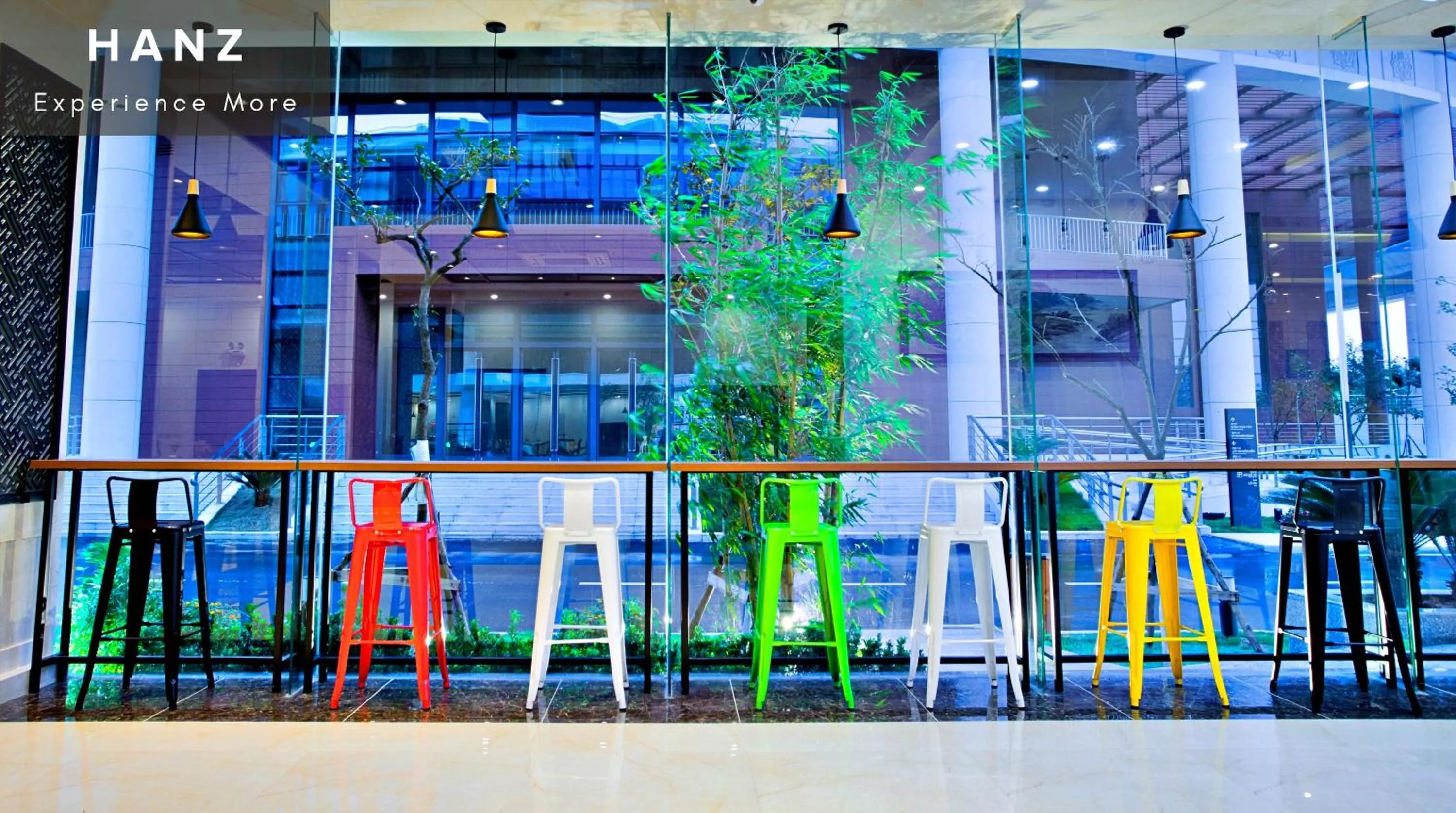 Communal lounge/ TV room in S79 TOP Hotel