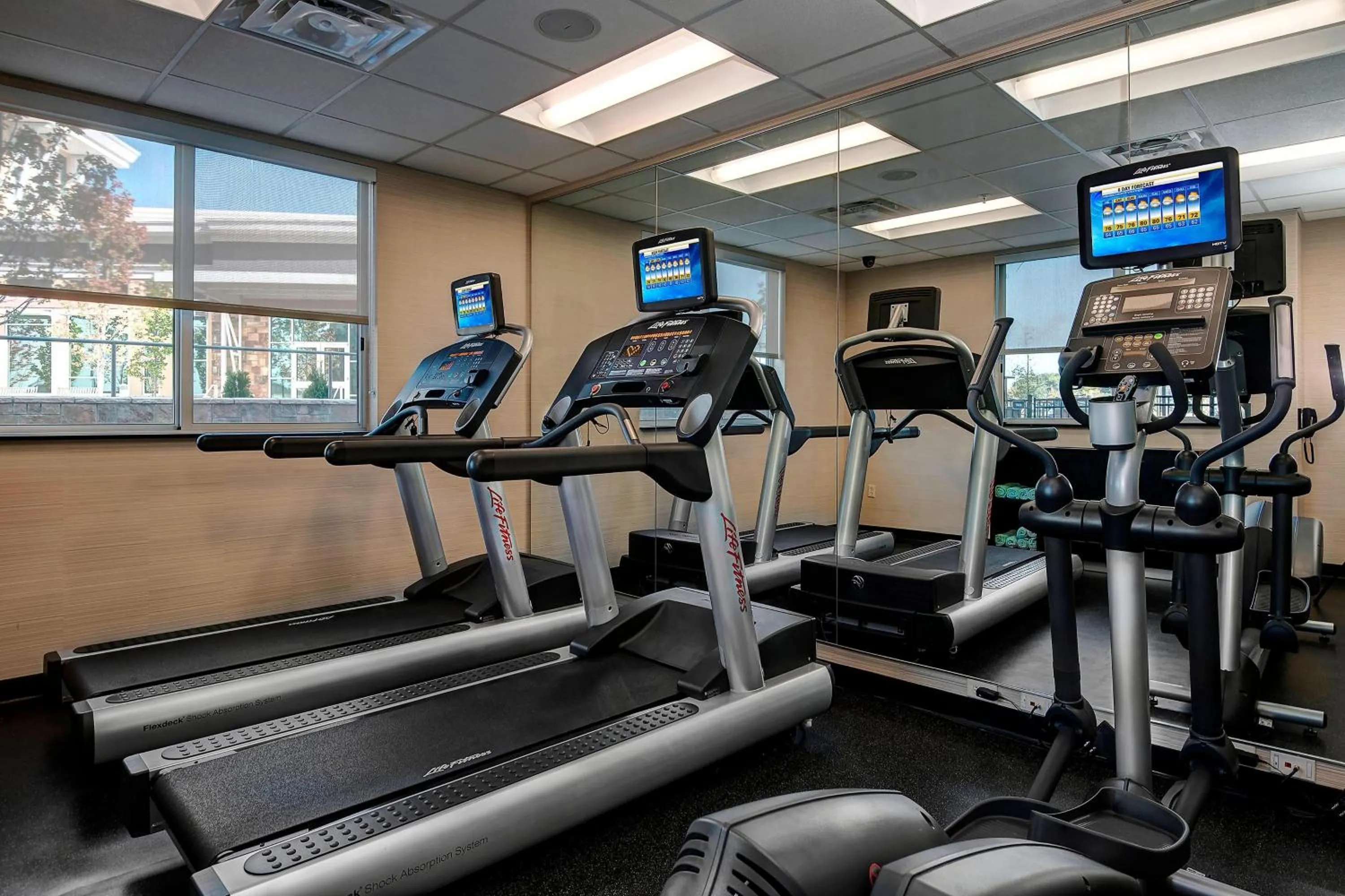 Fitness centre/facilities in Fairfield Inn & Suites by Marriott Little Rock Benton