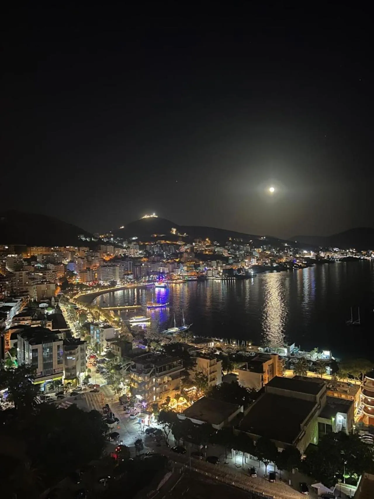 Lounge or bar in Toer Hotel & SPA