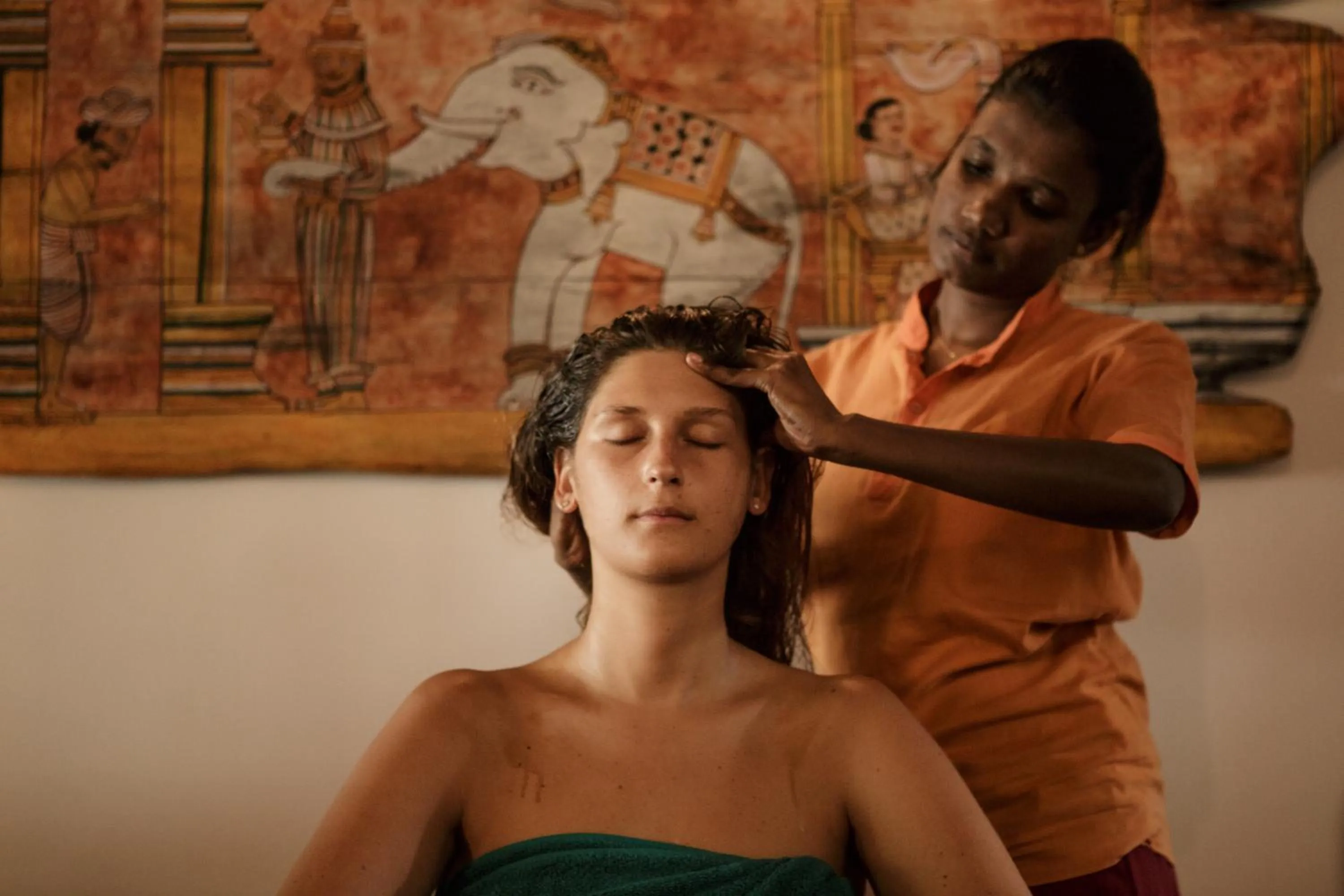 Massage in Thaulle Ayurveda Resort - Yala