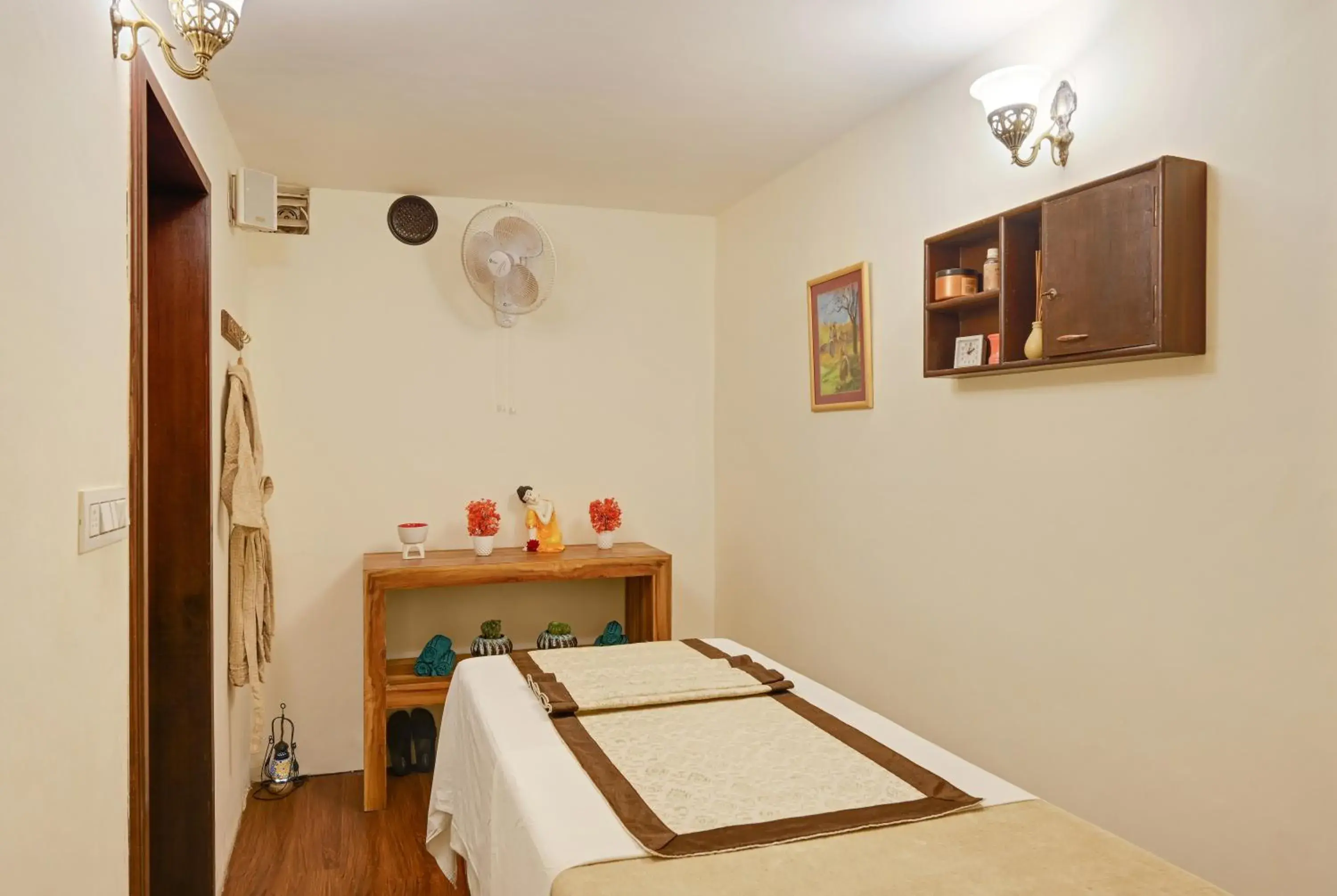 Spa and wellness centre/facilities, Bed in Swaroop Vilas - Lake Facing Boutique Hotel Spa and wellness centre/facilities, Bed in Swaroop Vilas - Lake Facing Boutique Hotel