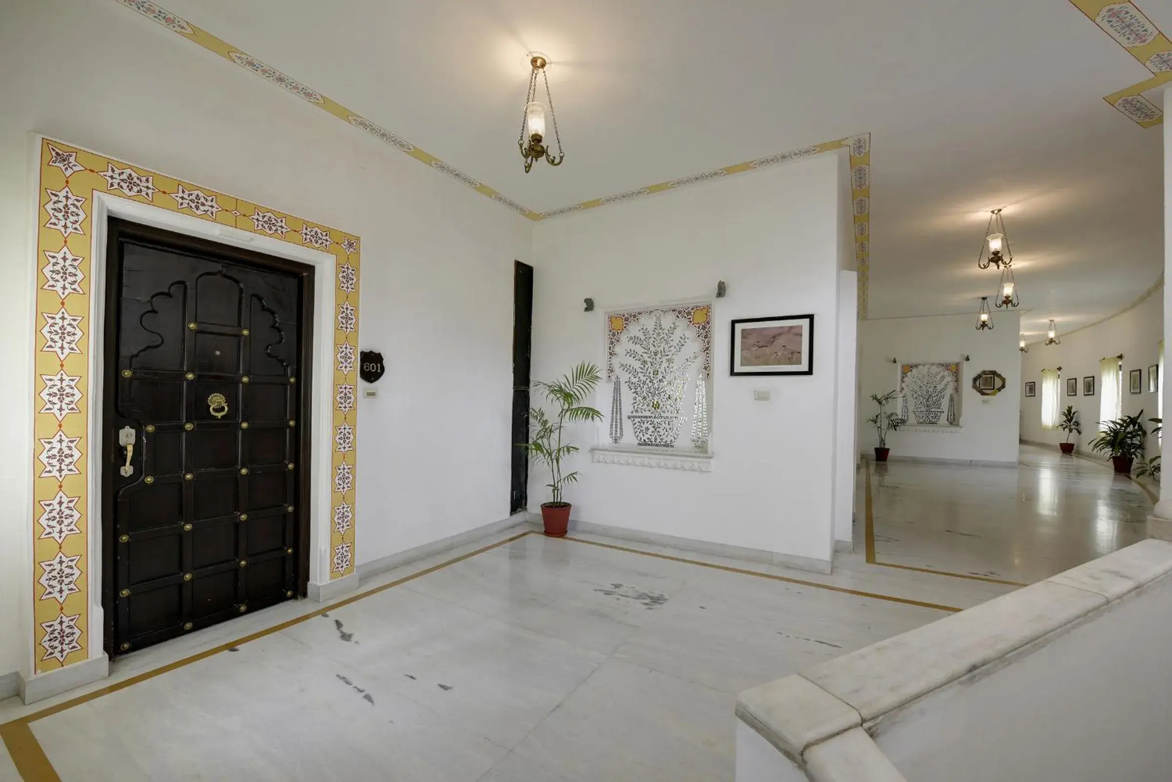 Lobby or reception in Swaroop Vilas - Lake Facing Boutique Hotel Lobby or reception in Swaroop Vilas - Lake Facing Boutique Hotel