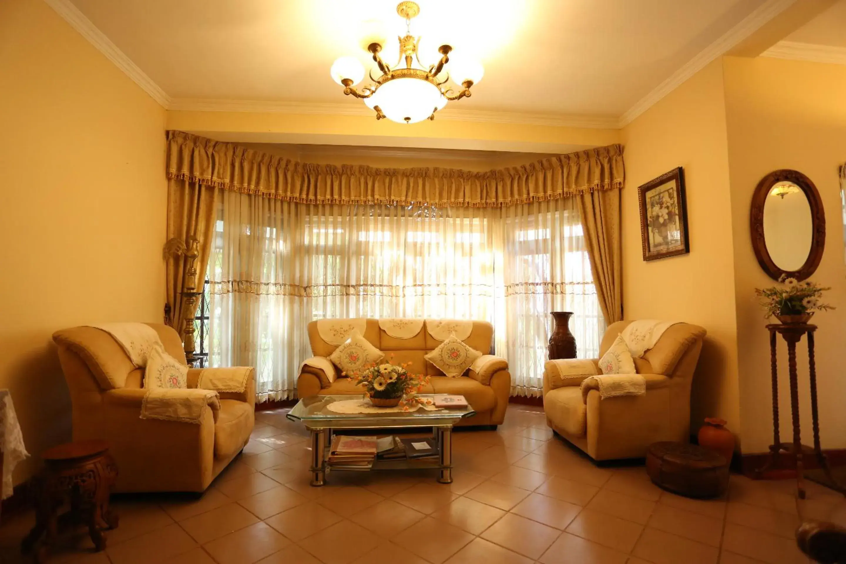 Tree Breeze Inn Tree Breeze Inn