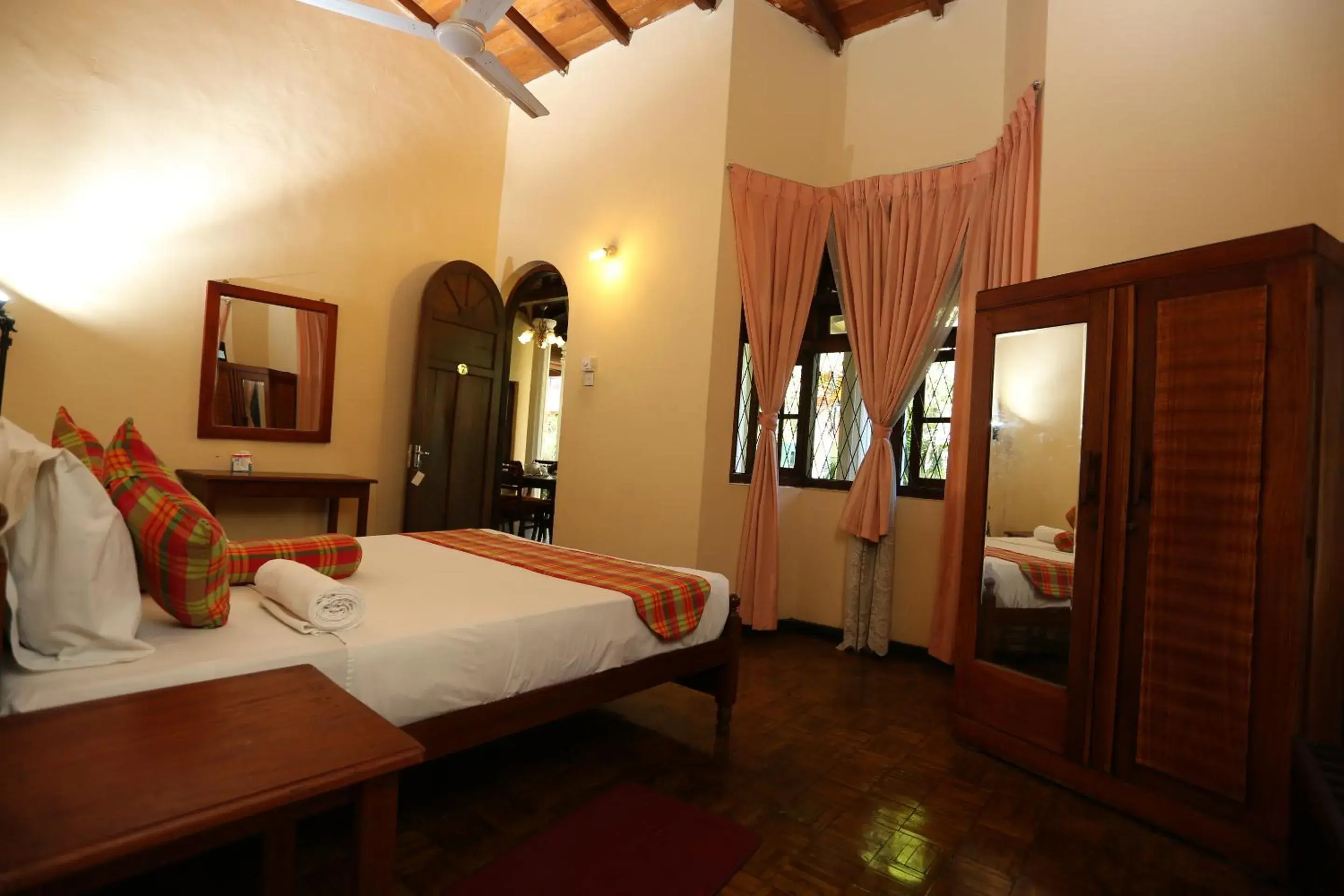 Photo of the whole room, Bed in Tree Breeze Inn Photo of the whole room, Bed in Tree Breeze Inn