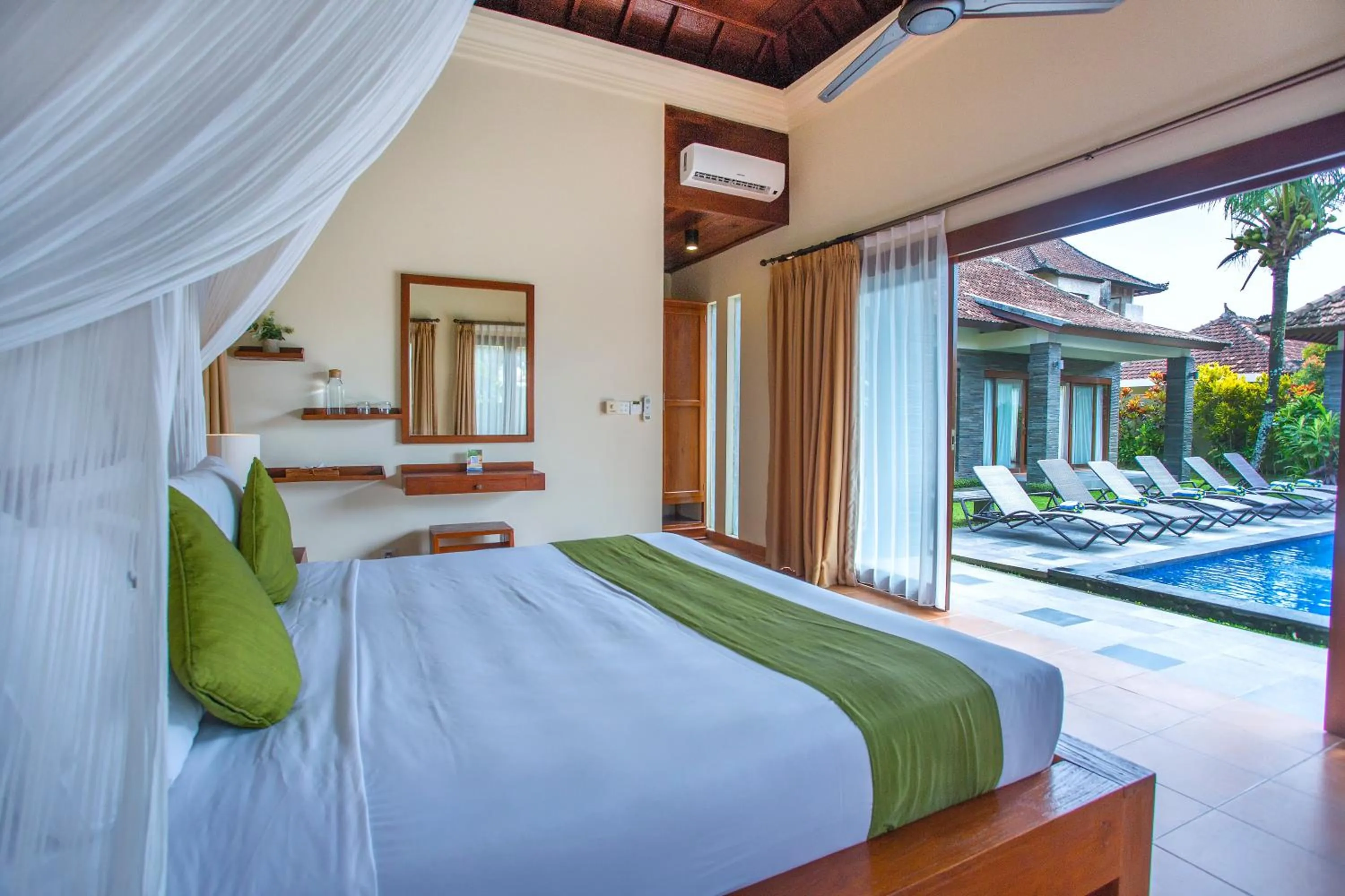 Bed in Ubud Heaven Sayan