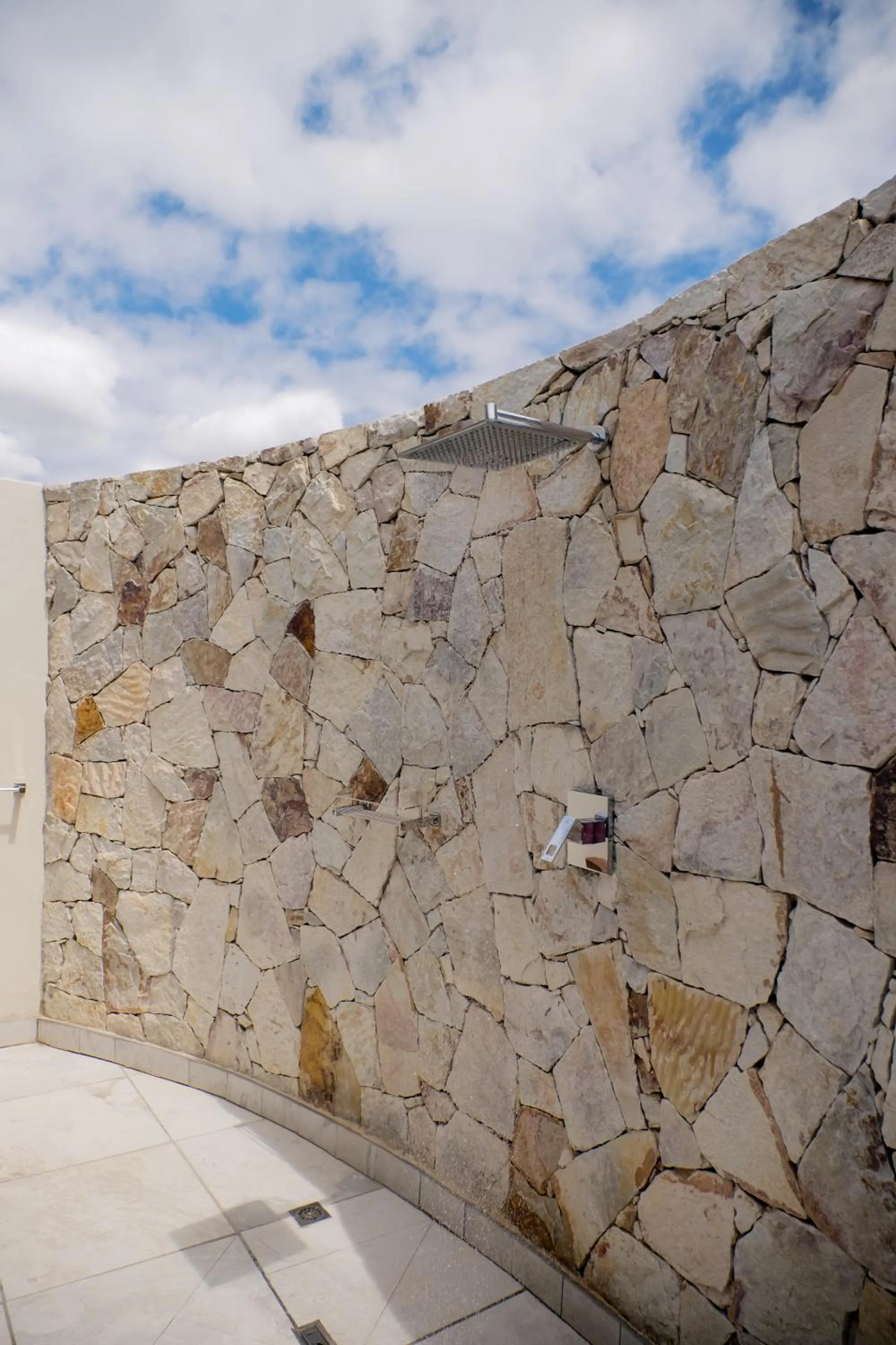 Shower in Africanos Country Estate
