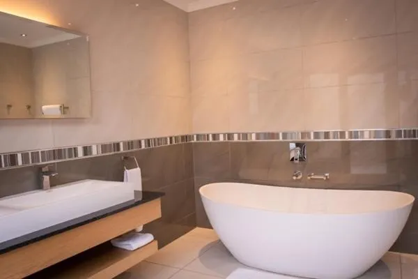 Bath in Africanos Country Estate