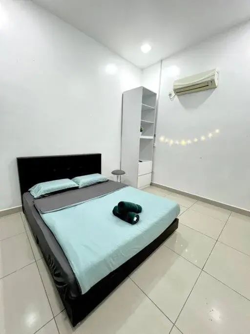 Bed in A1501 manhattan Austin 3Queen BED Netflix By STAY Bed in A1501 manhattan Austin 3Queen BED Netflix By STAY