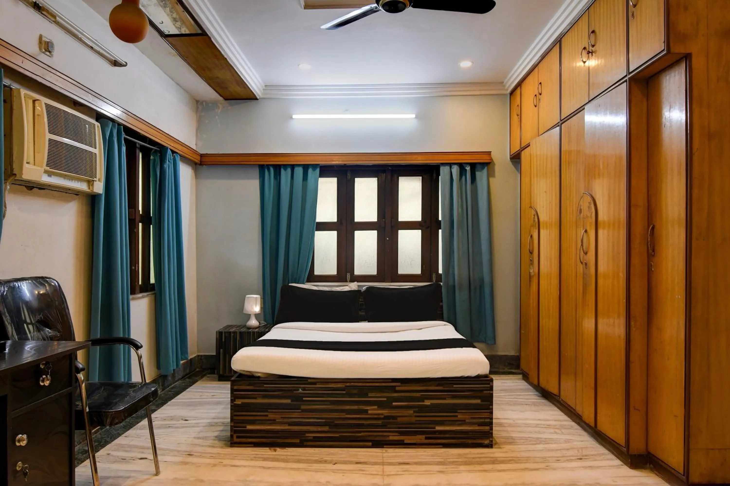 Bedroom, Bed in Hotel O Avenue Villa