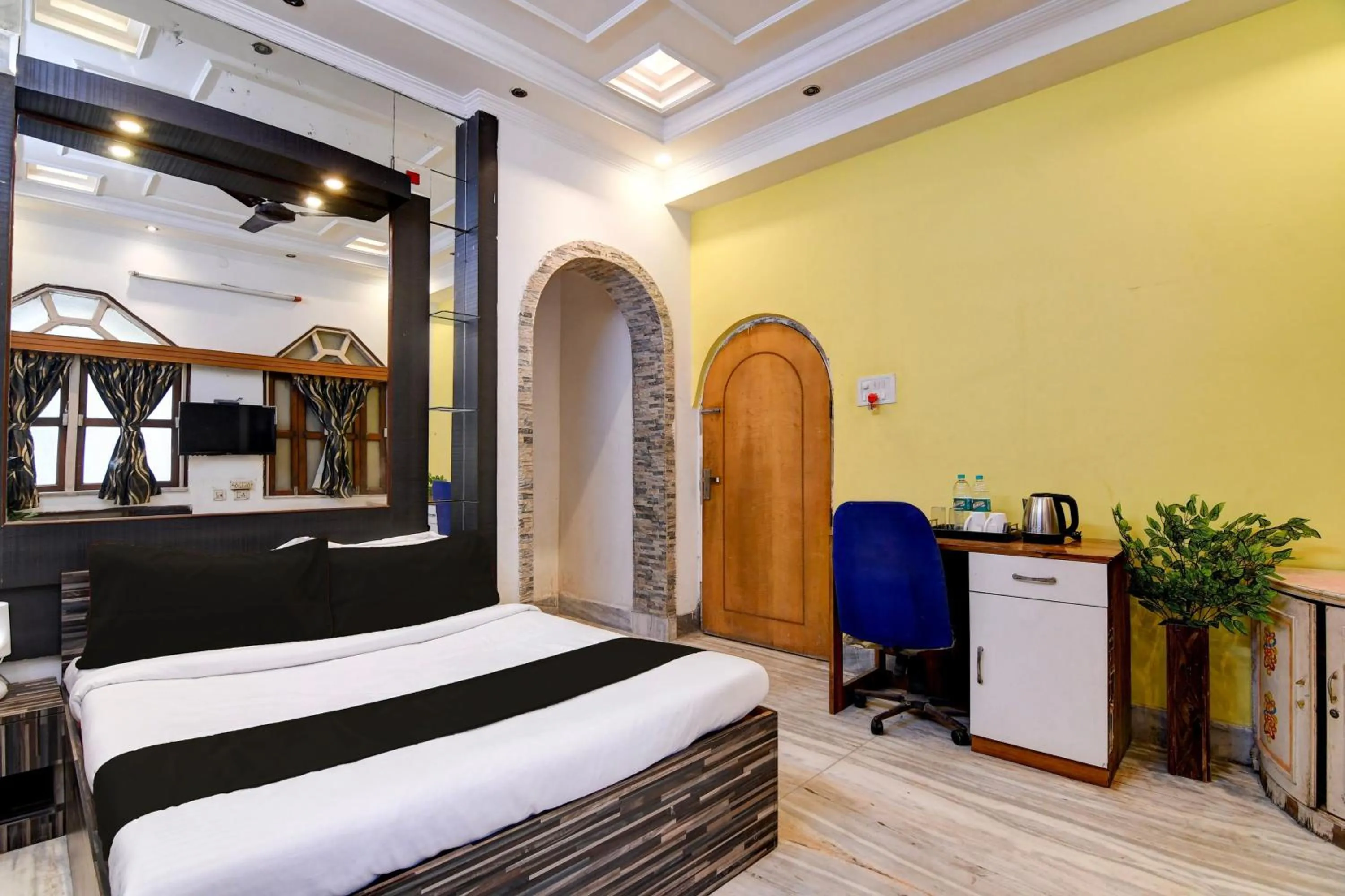 Lobby or reception, Bed in Hotel O Avenue Villa