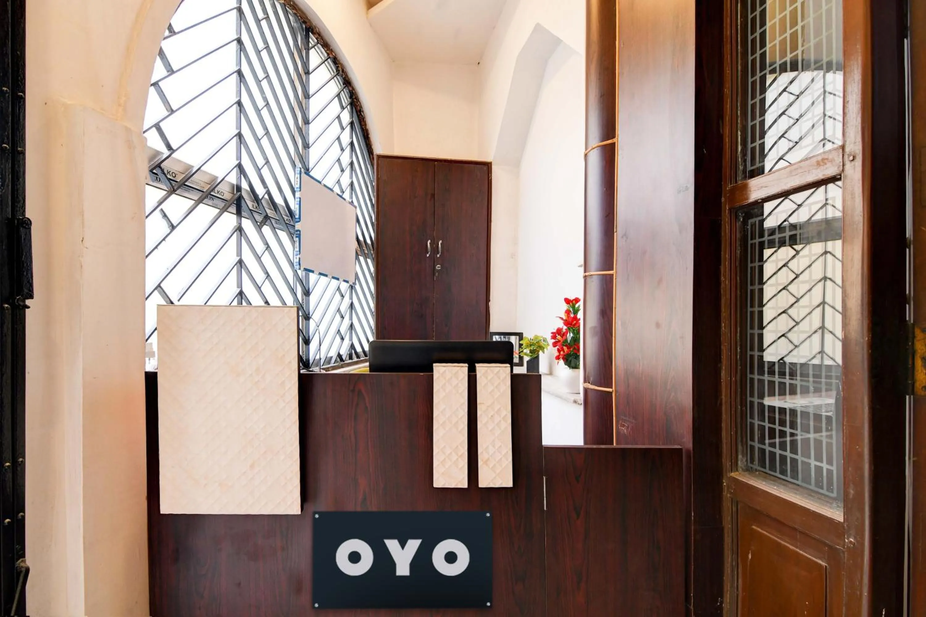 Lobby or reception in Hotel O Avenue Villa