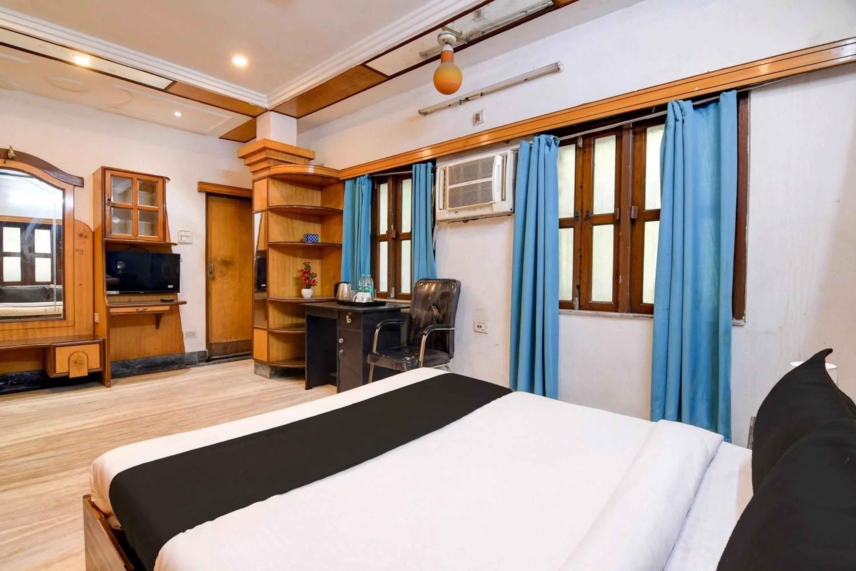 Bedroom, Bed in Hotel O Avenue Villa