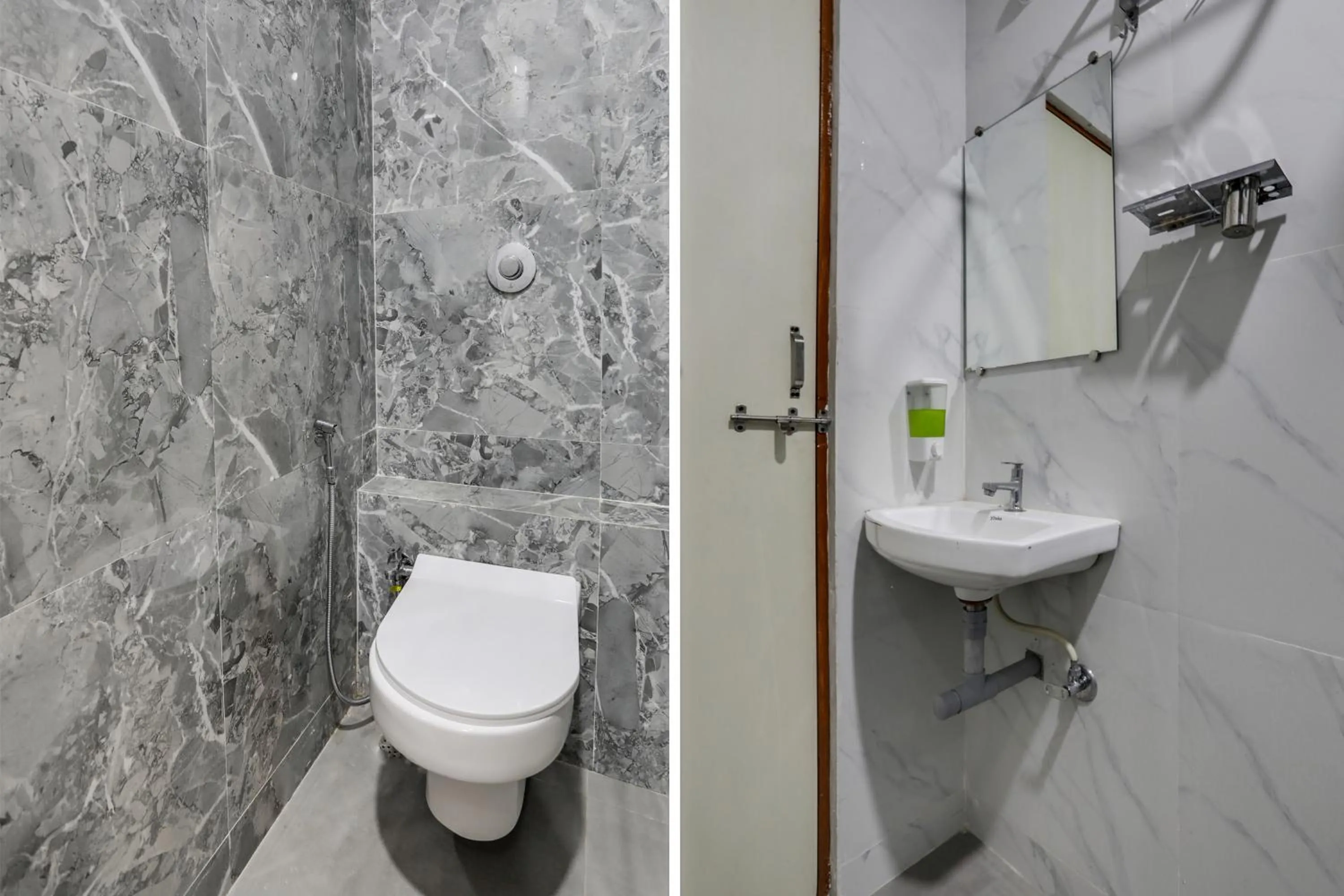 Bathroom in Super Hotel O D K Patil