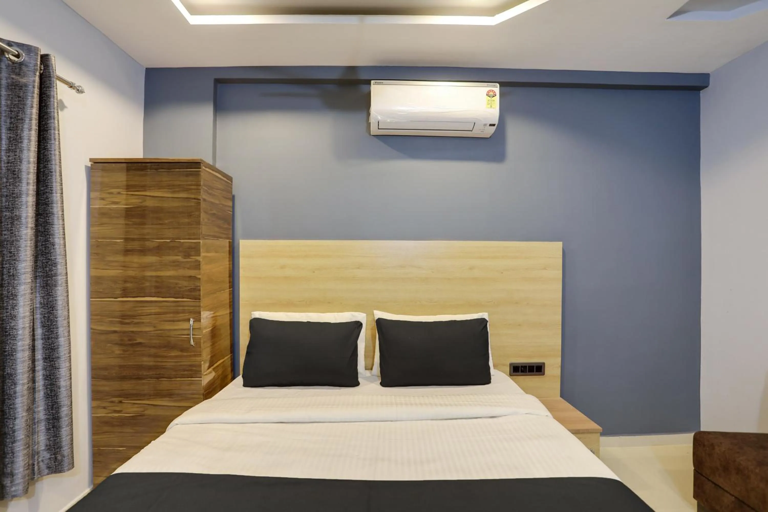 Bedroom in Hotel O D K Patil