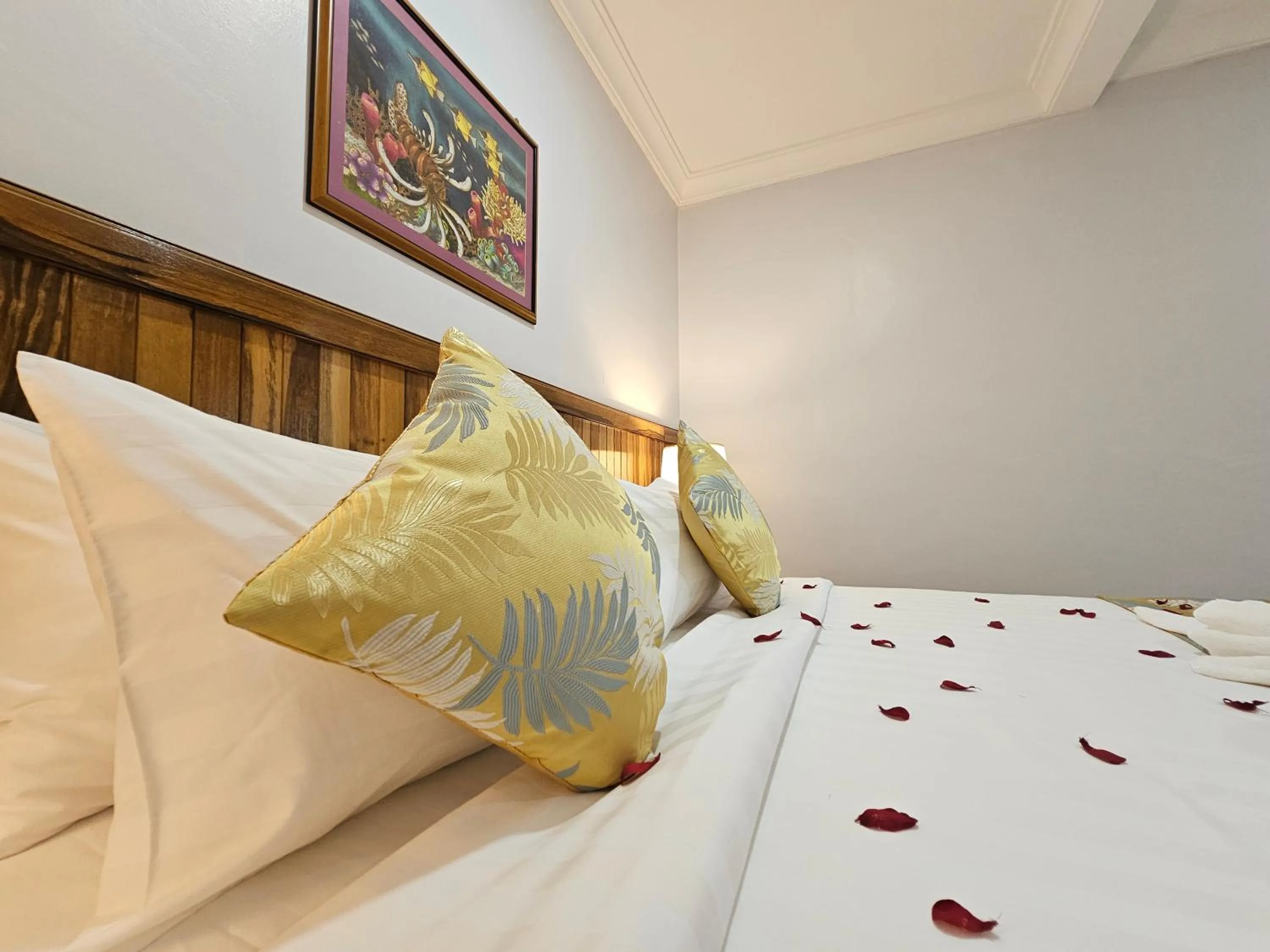 Bed in Cottage Inn Gerik