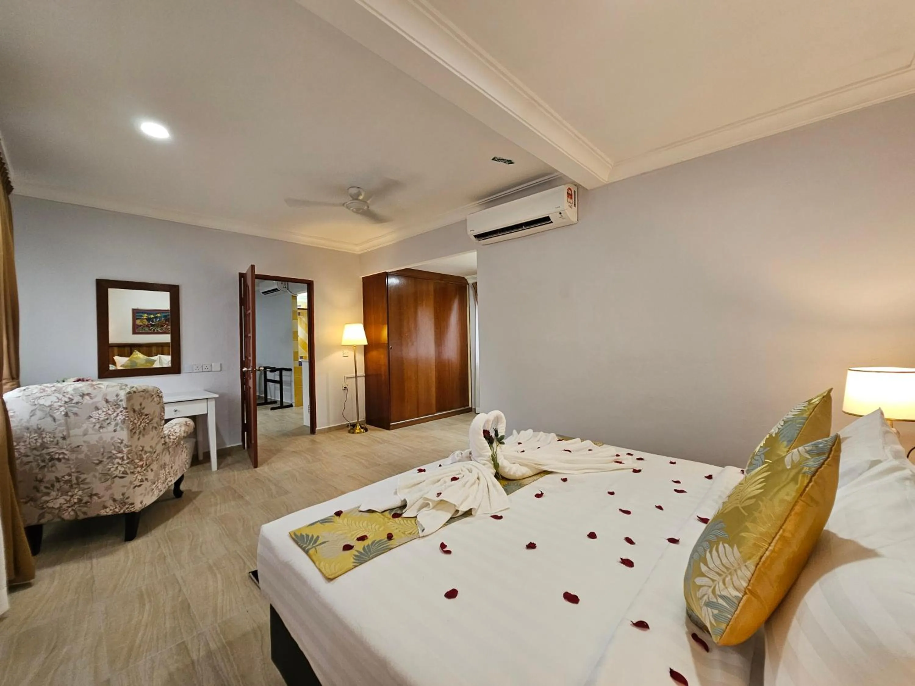 Bed in Cottage Inn Gerik