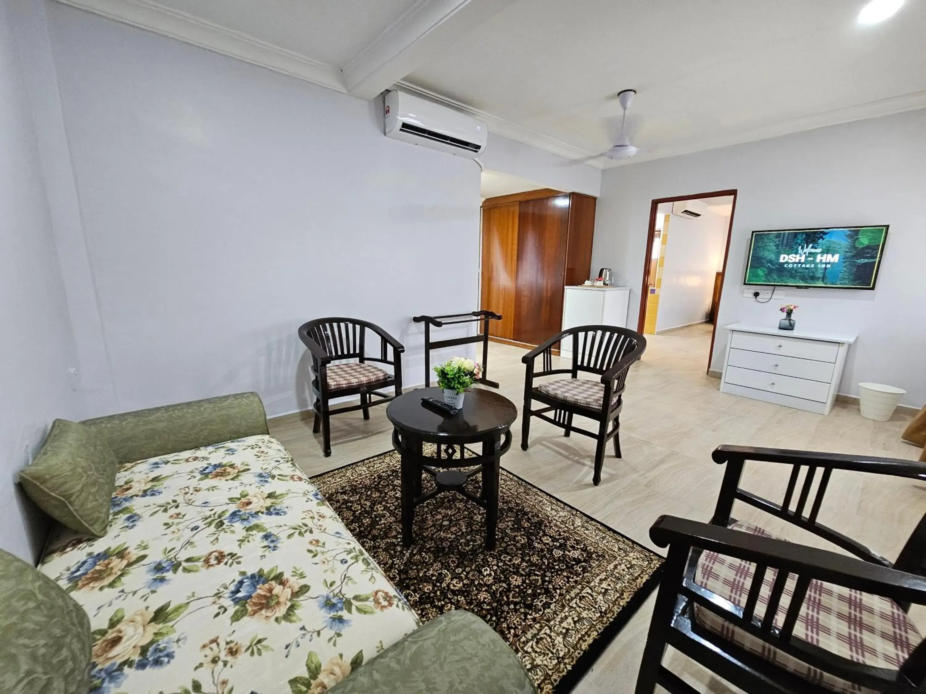 TV and multimedia in Cottage Inn Gerik TV and multimedia in Cottage Inn Gerik