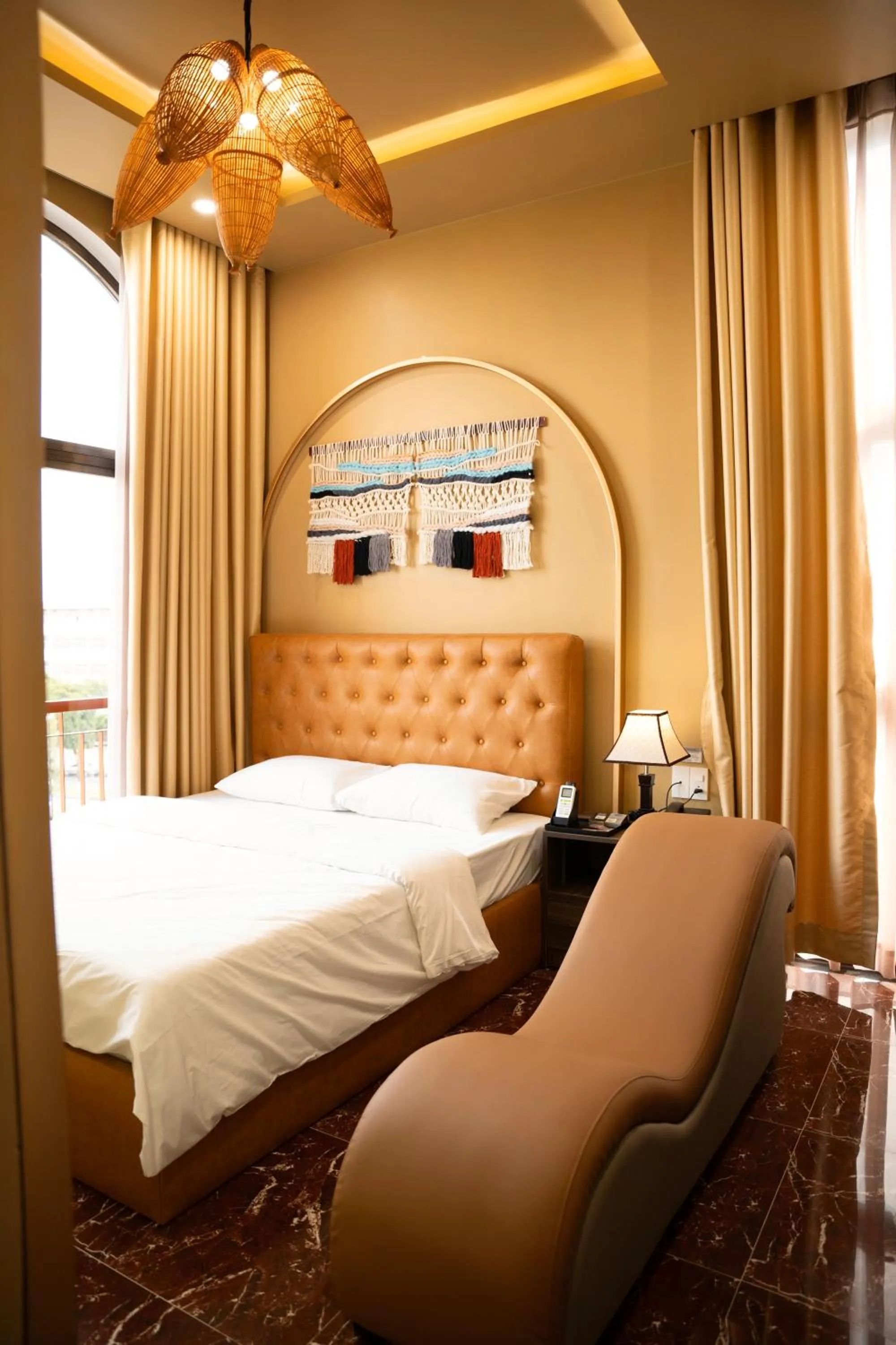 Bed in Tuyet Suong Hotel