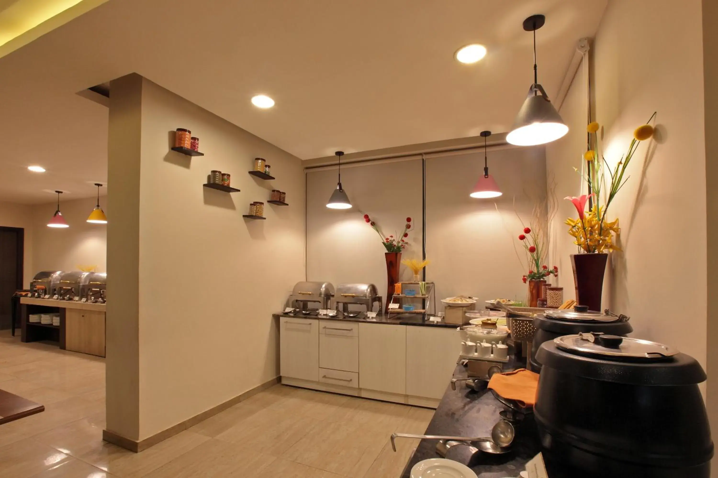 Food and drinks in Starlit Suites Bangalore Food and drinks in Starlit Suites Bangalore