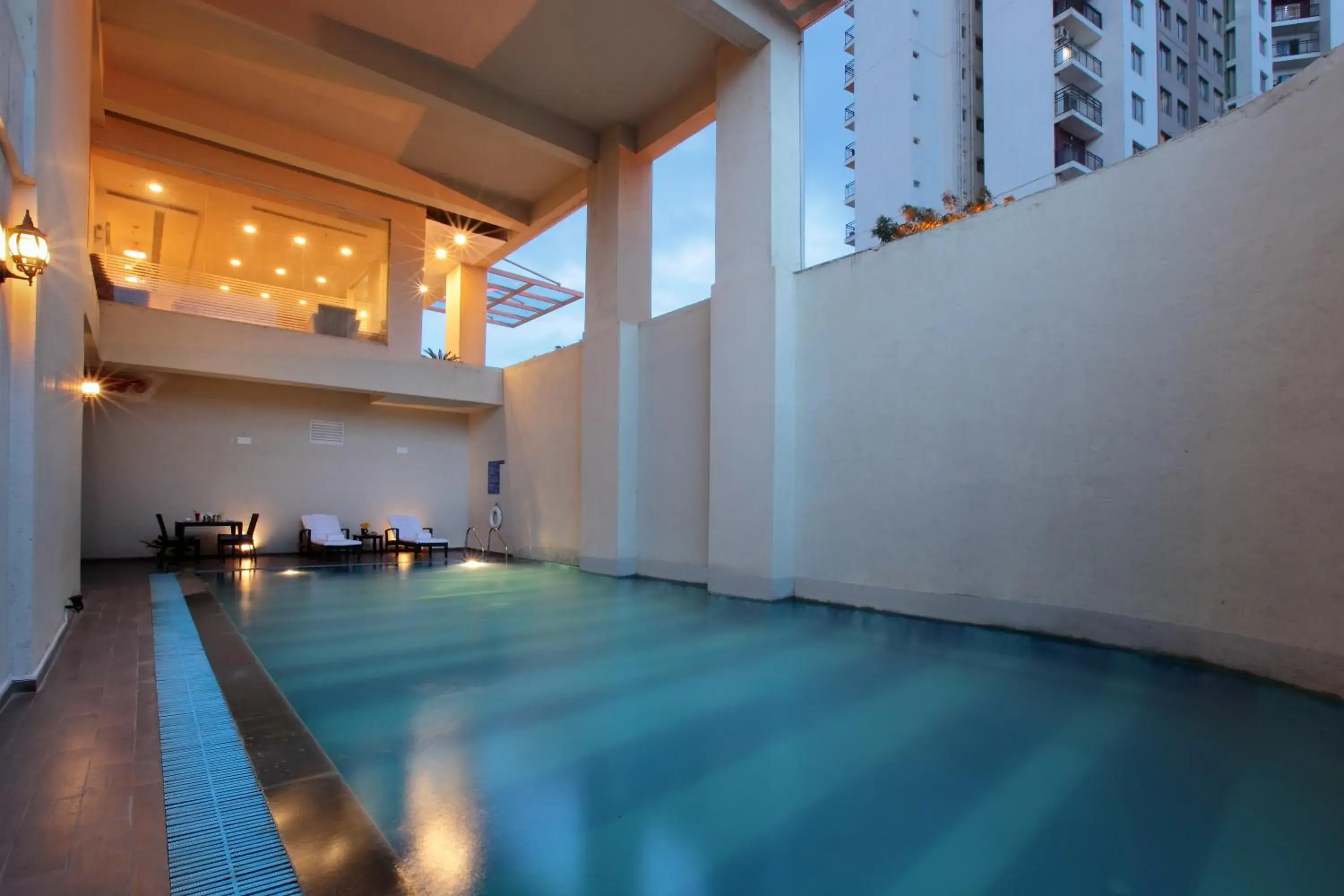 Swimming pool in Starlit Suites Bangalore Swimming pool in Starlit Suites Bangalore