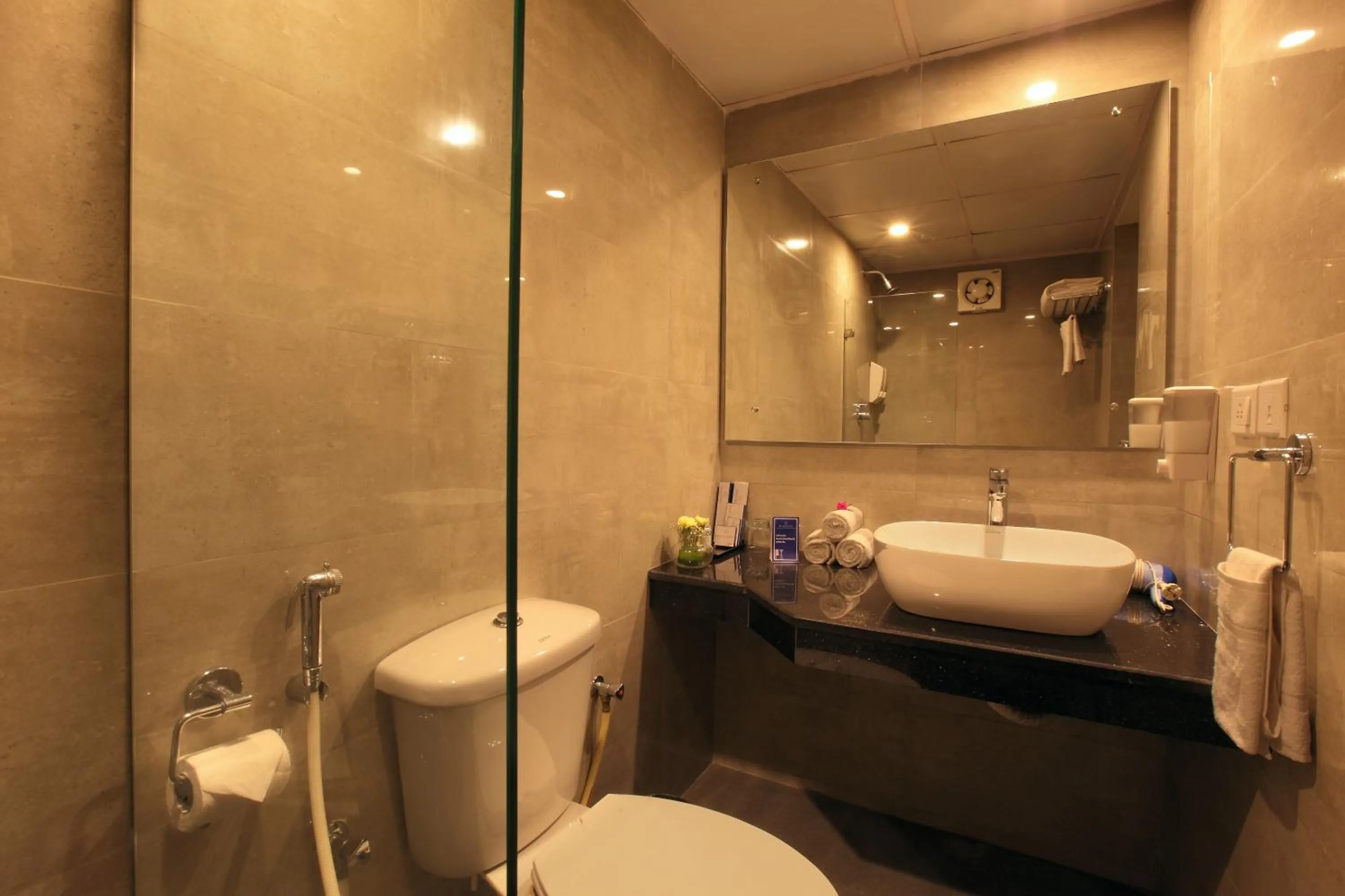 Area and facilities in Starlit Suites Bangalore