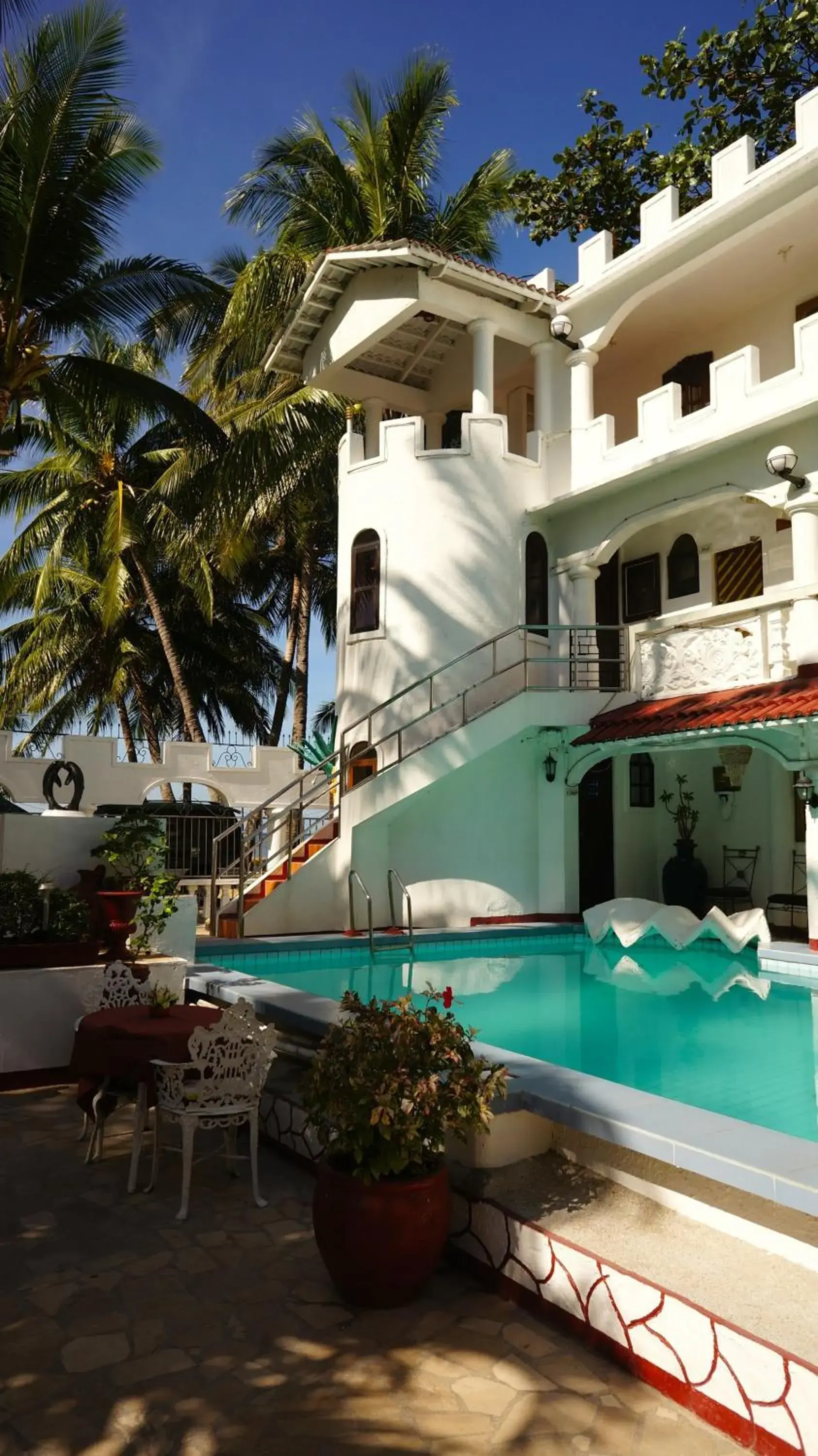 Facade/entrance in White & Yellow Castle Hotel and Resort Facade/entrance in White & Yellow Castle Hotel and Resort