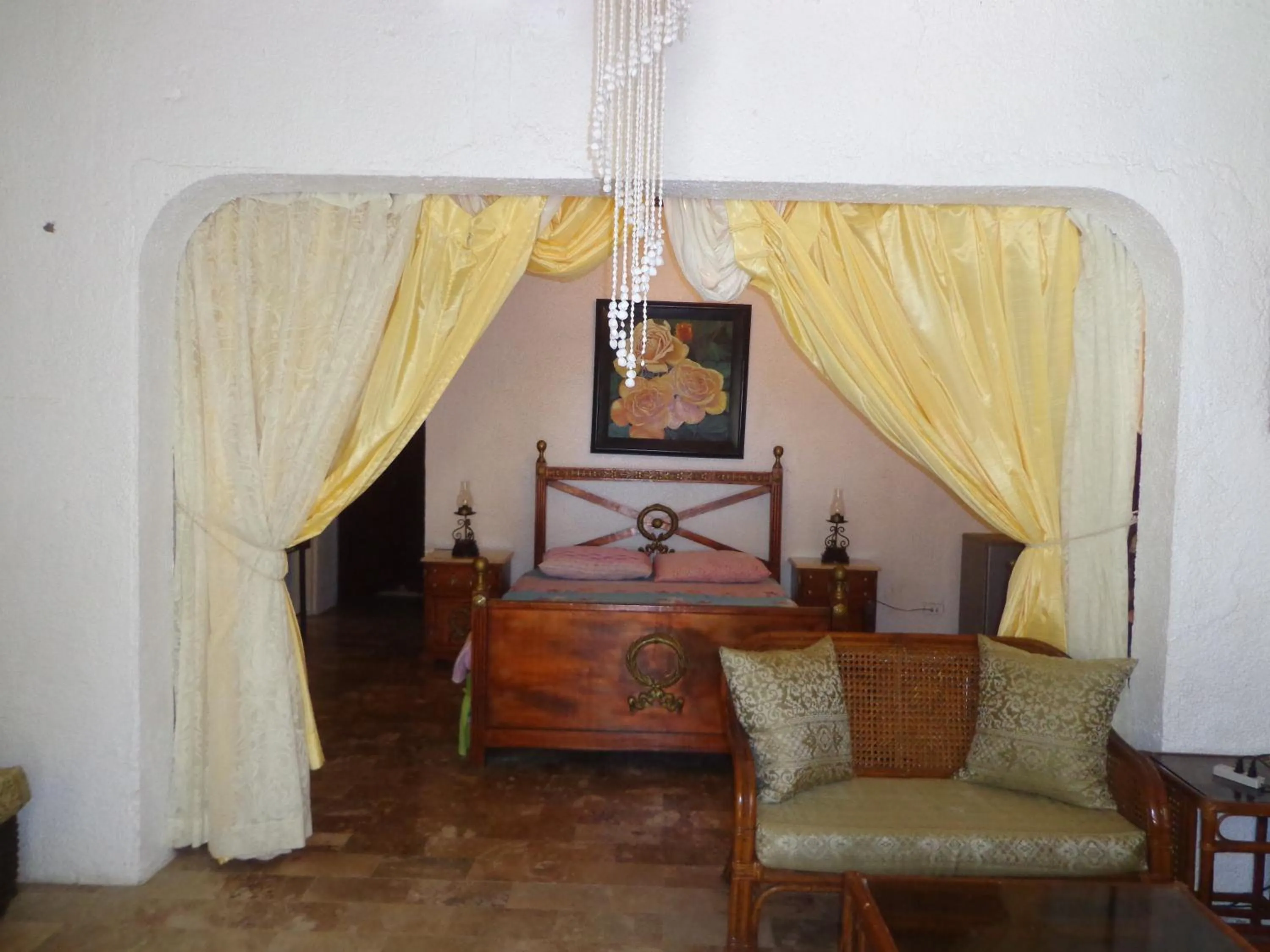 Photo of the whole room in White & Yellow Castle Hotel and Resort