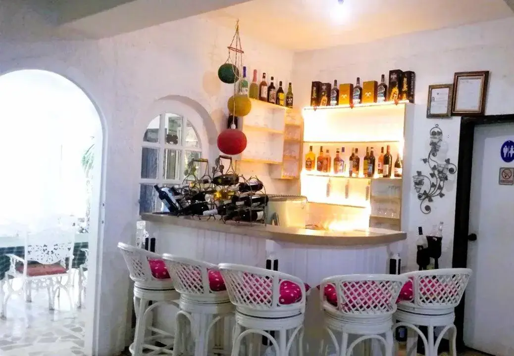 Lounge or bar in White & Yellow Castle Hotel and Resort Lounge or bar in White & Yellow Castle Hotel and Resort