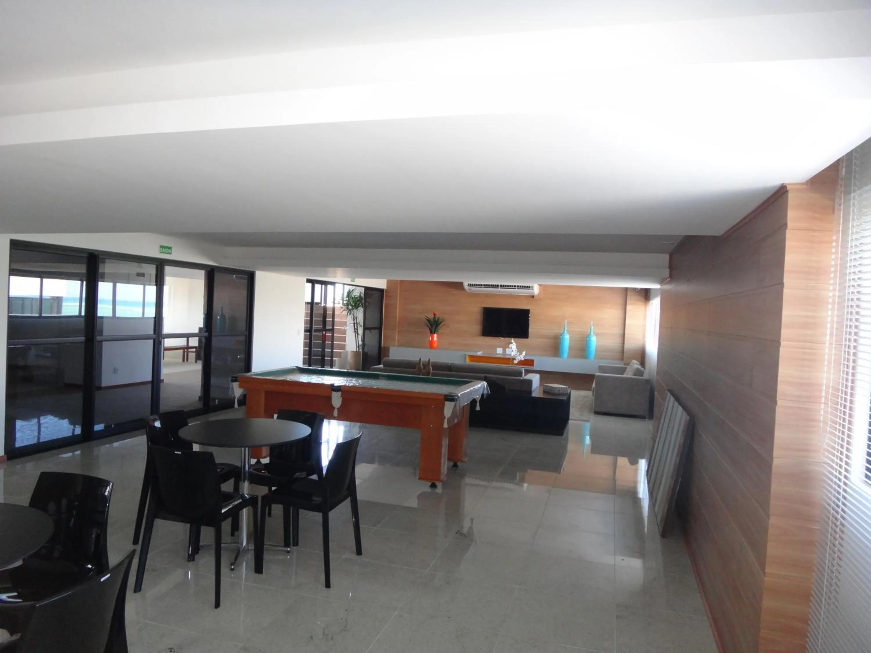 Billiard in Port Ville III