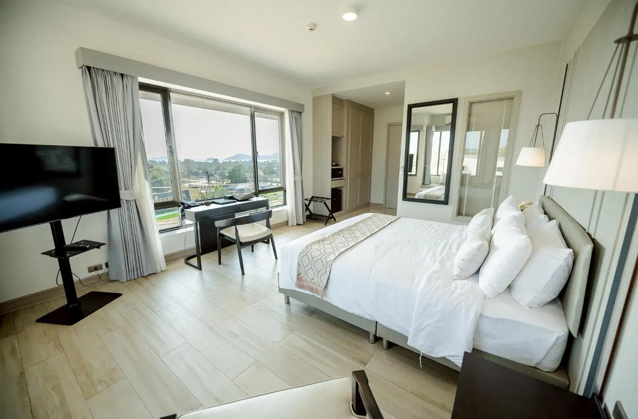 Bedroom, Bed in THE NAVY HOUSE HOTEL Bedroom, Bed in THE NAVY HOUSE HOTEL