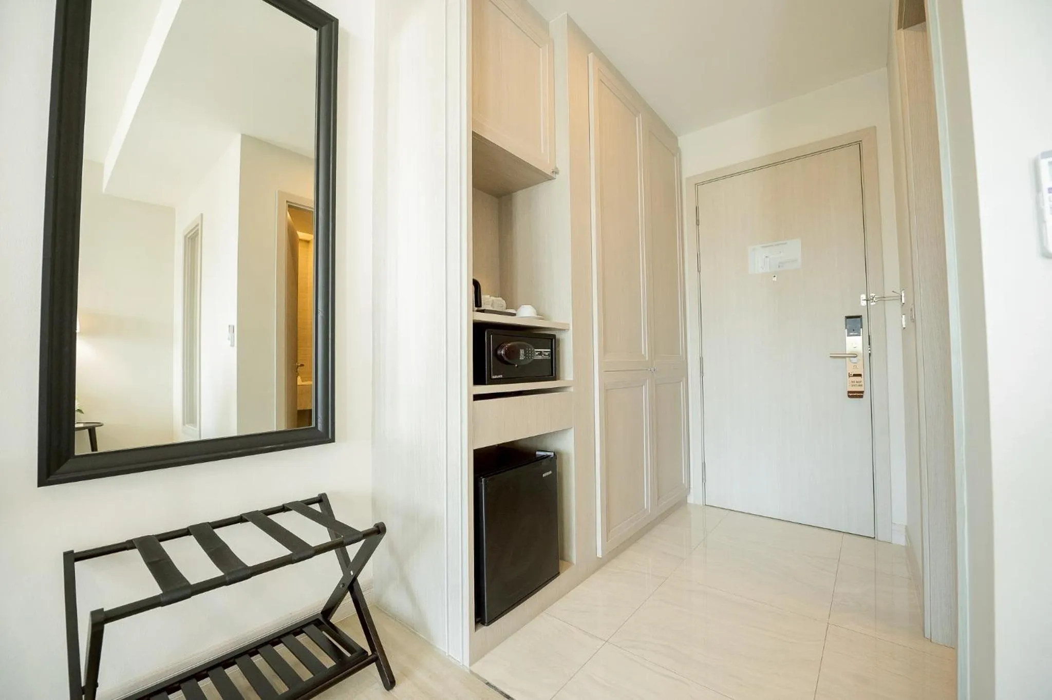 minibar in THE NAVY HOUSE HOTEL