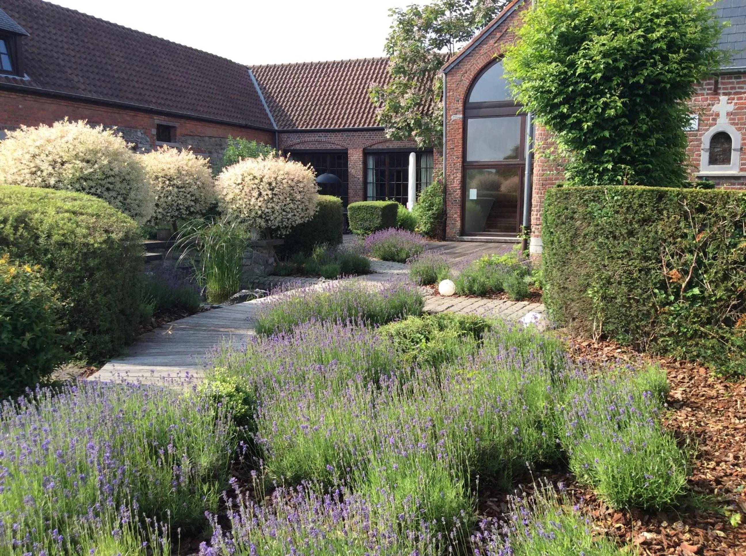 Garden view in Le Pre Sabot