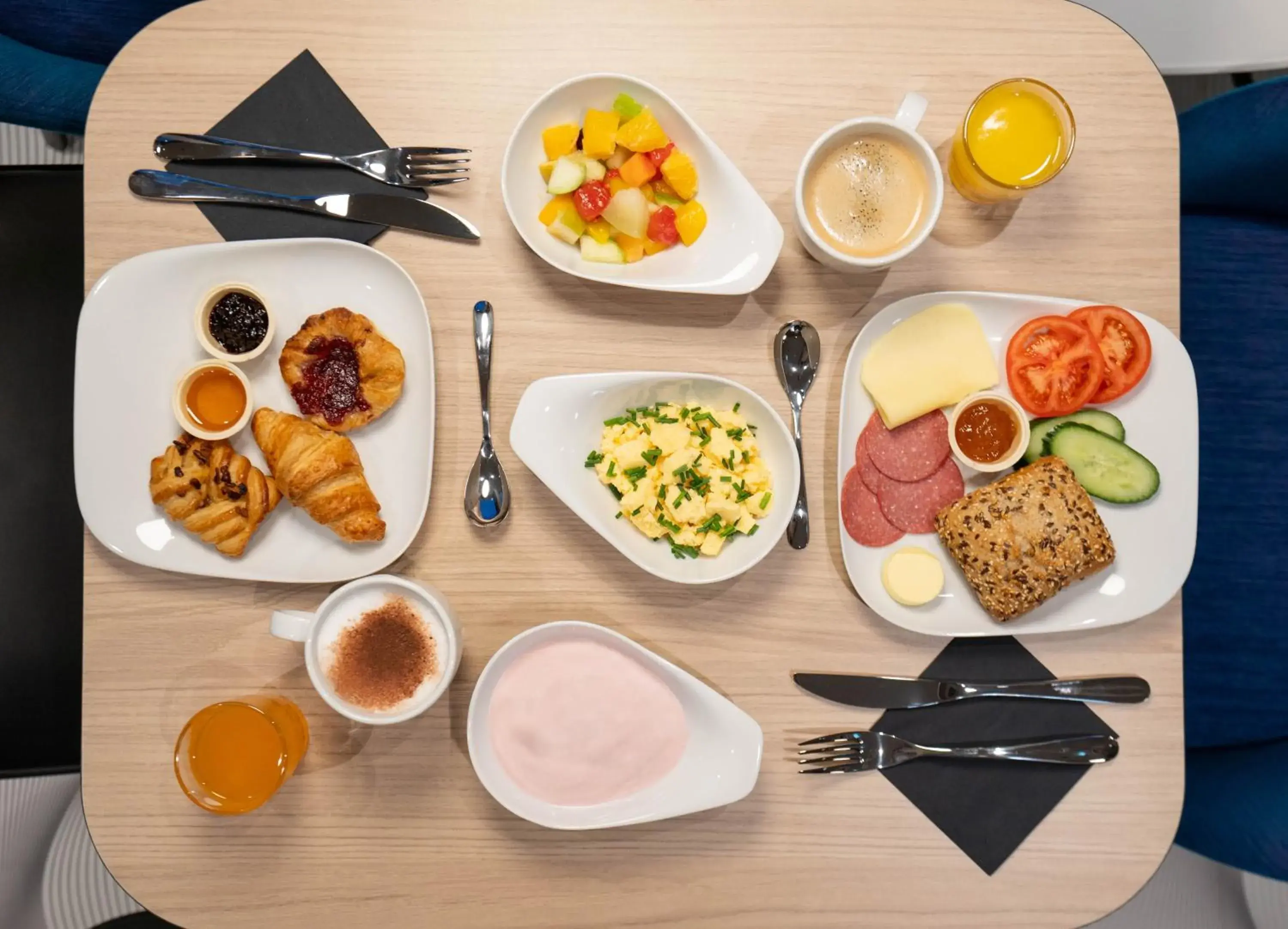 Breakfast in Prize by Radisson, Dresden Mitte Breakfast in Prize by Radisson, Dresden Mitte