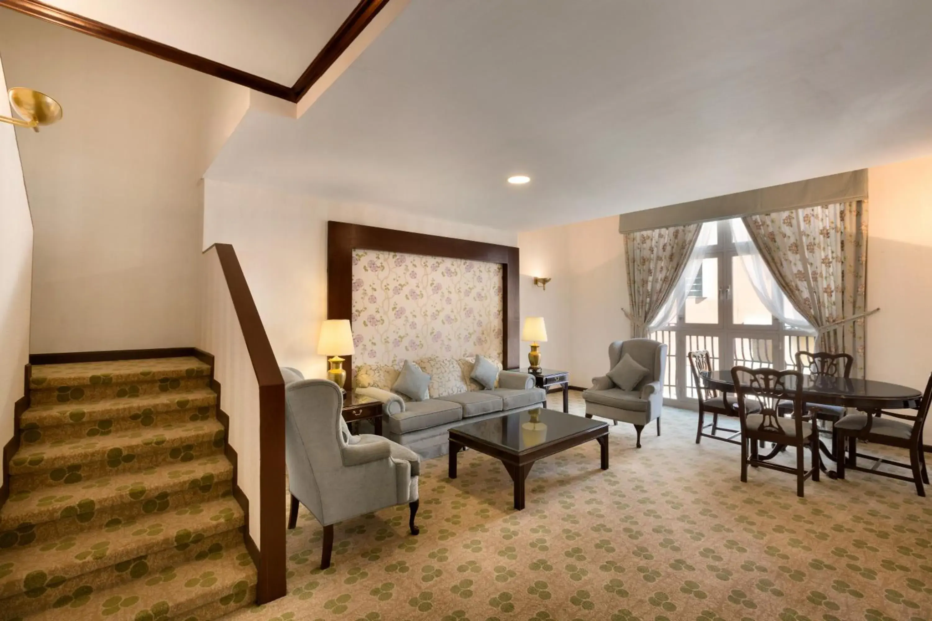 Living room in Hawthorn Suites by Wyndham Al Khobar Living room in Hawthorn Suites by Wyndham Al Khobar
