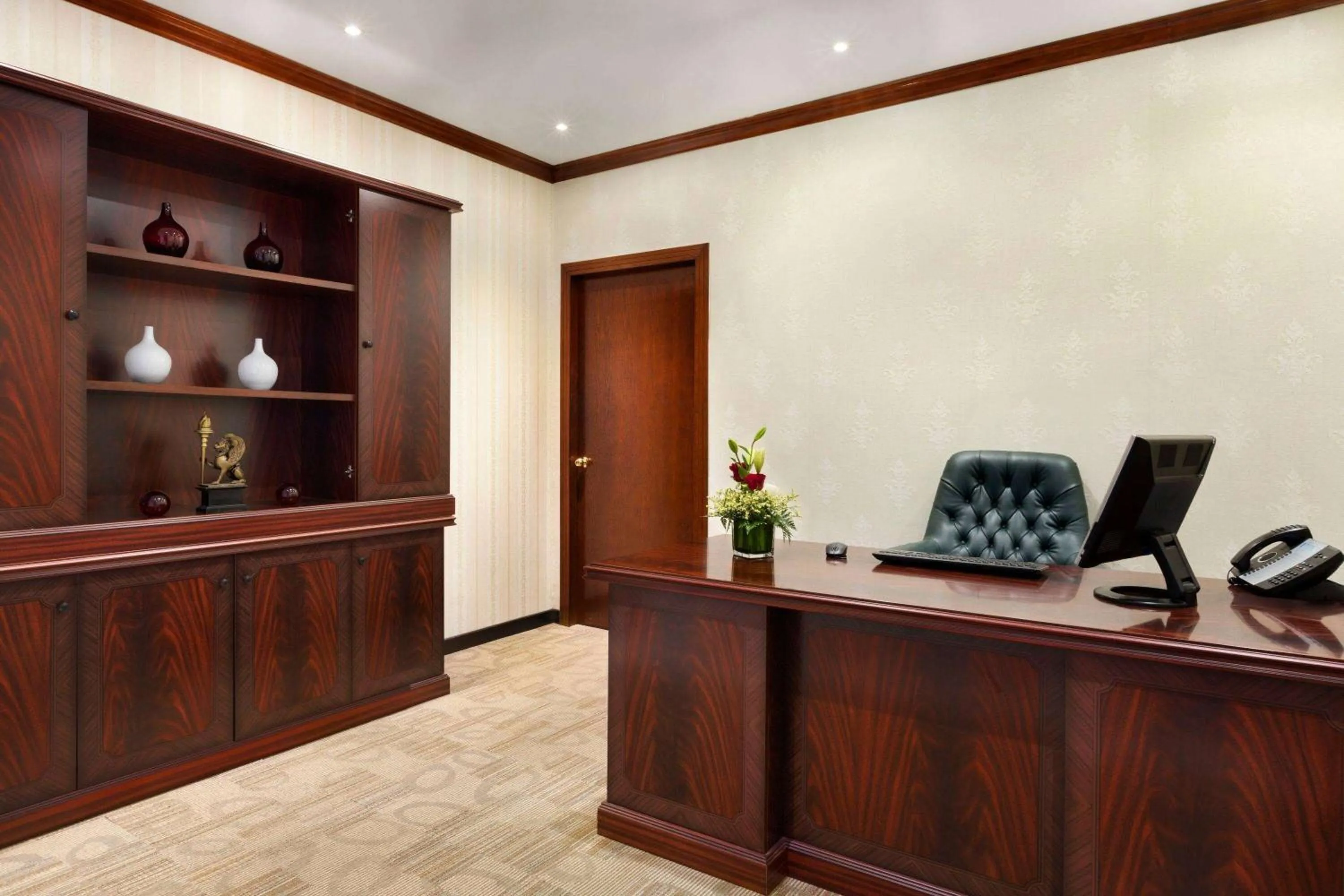 Business facilities in Hawthorn Suites by Wyndham Al Khobar