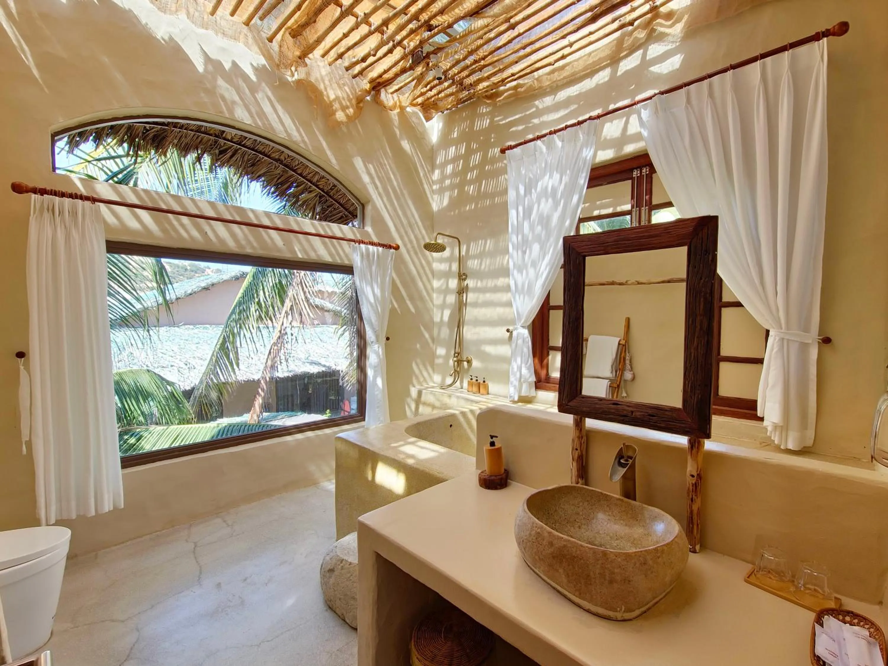 Bathroom in Red Sands Mui Ne