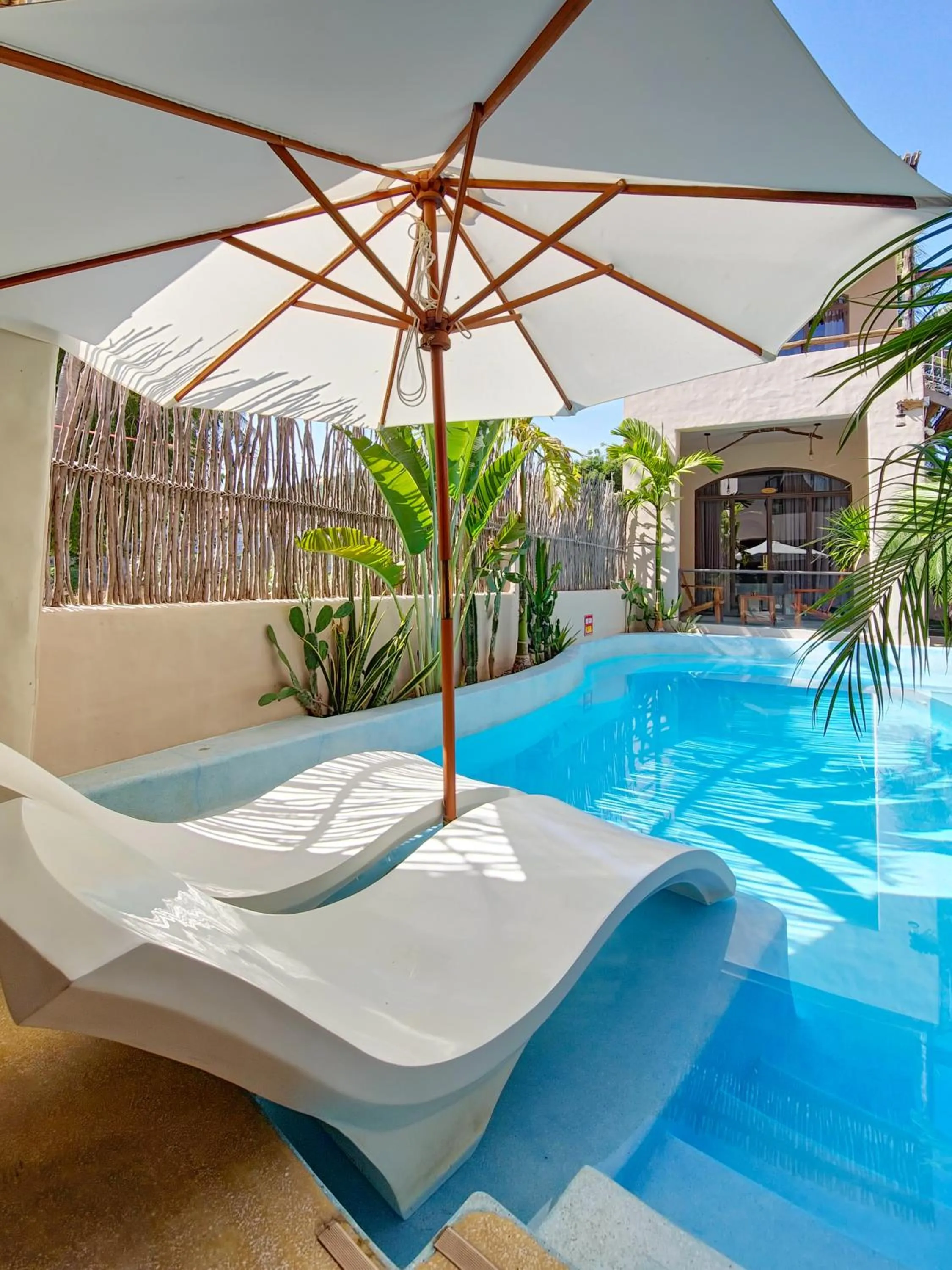 Swimming pool in Red Sands Mui Ne