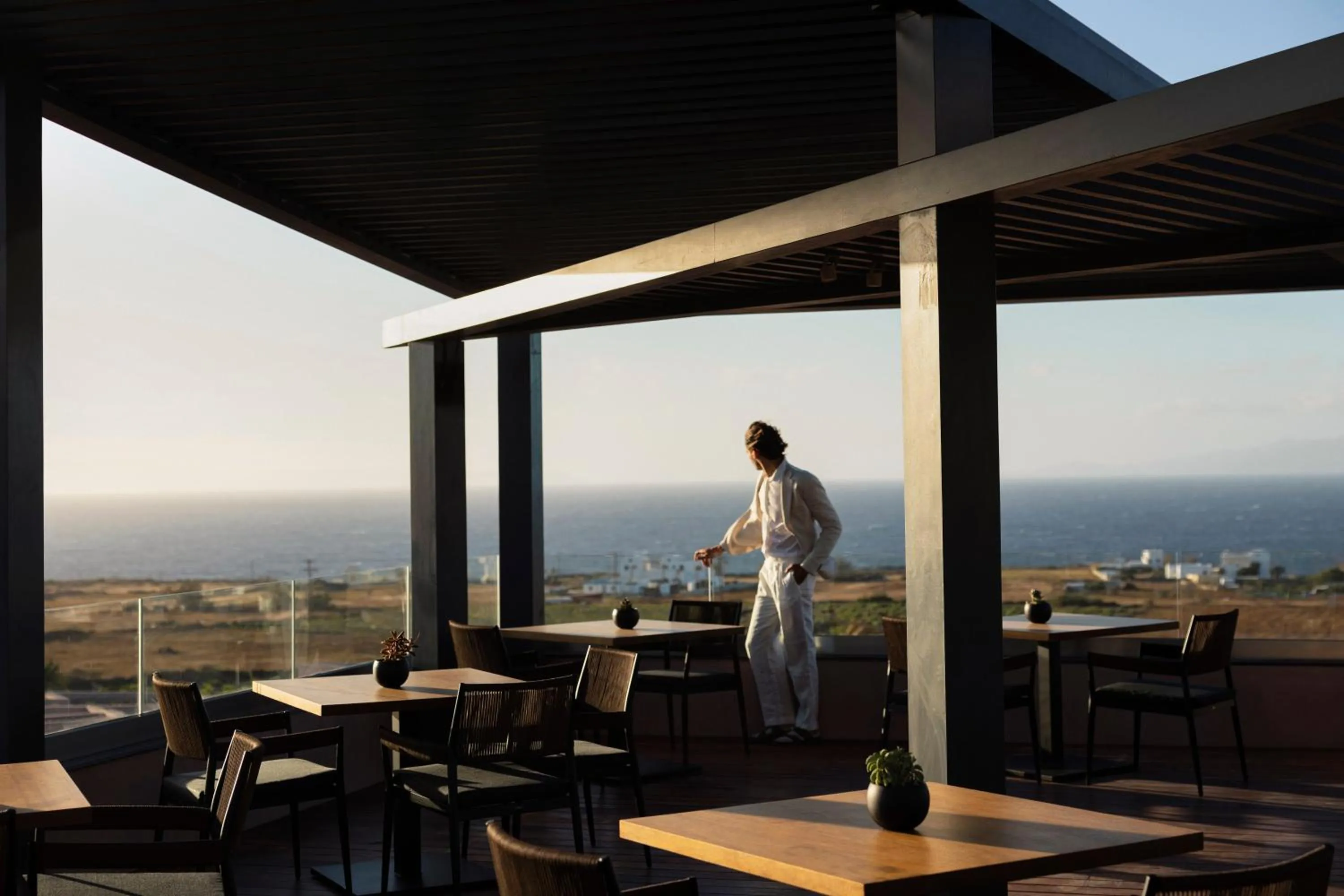 Restaurant/places to eat in Domes Novos Santorini, Autograph Collection