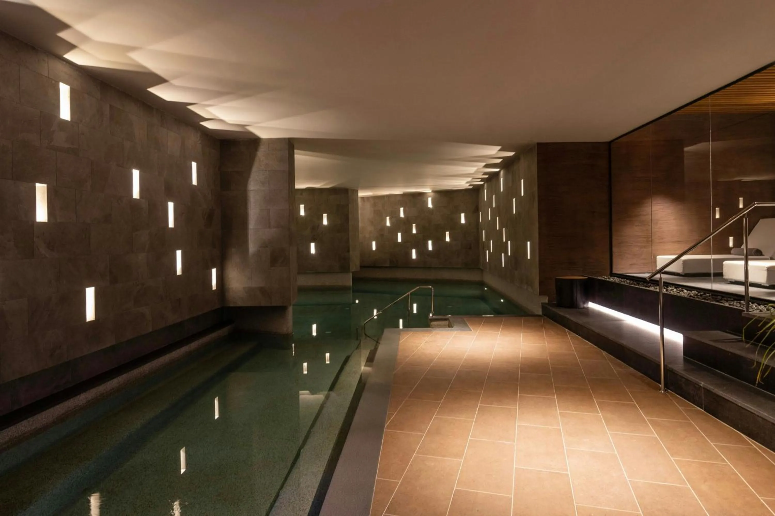 Spa and wellness centre/facilities in Domes Novos Santorini, Autograph Collection