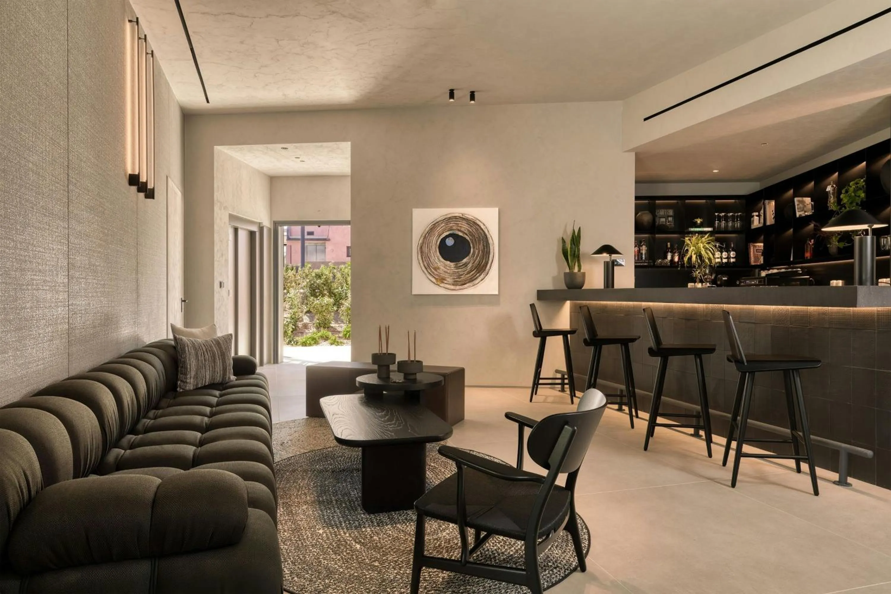 Lounge or bar in Domes Novos Santorini, Autograph Collection