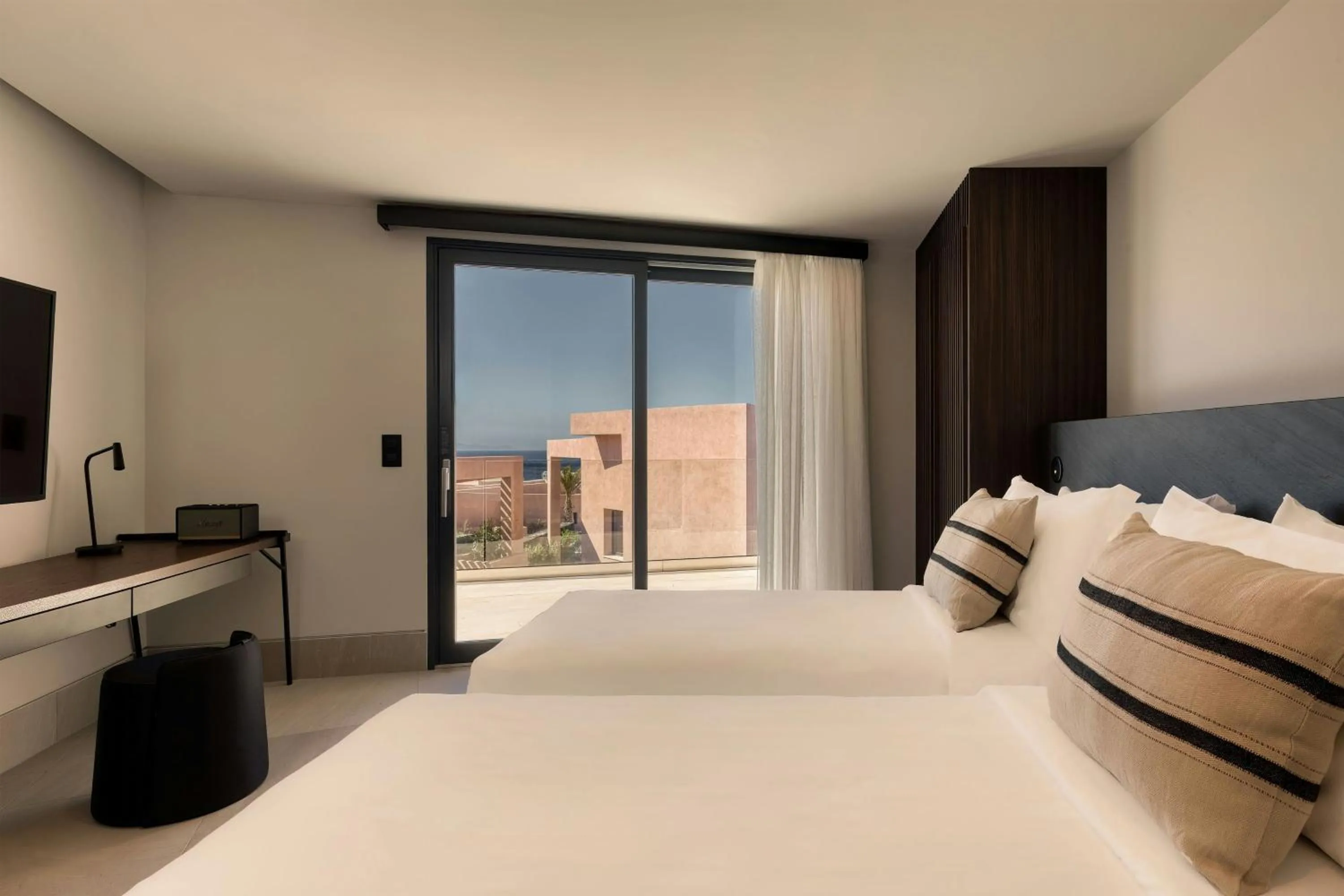 Swimming pool, Bed in Domes Novos Santorini, Autograph Collection