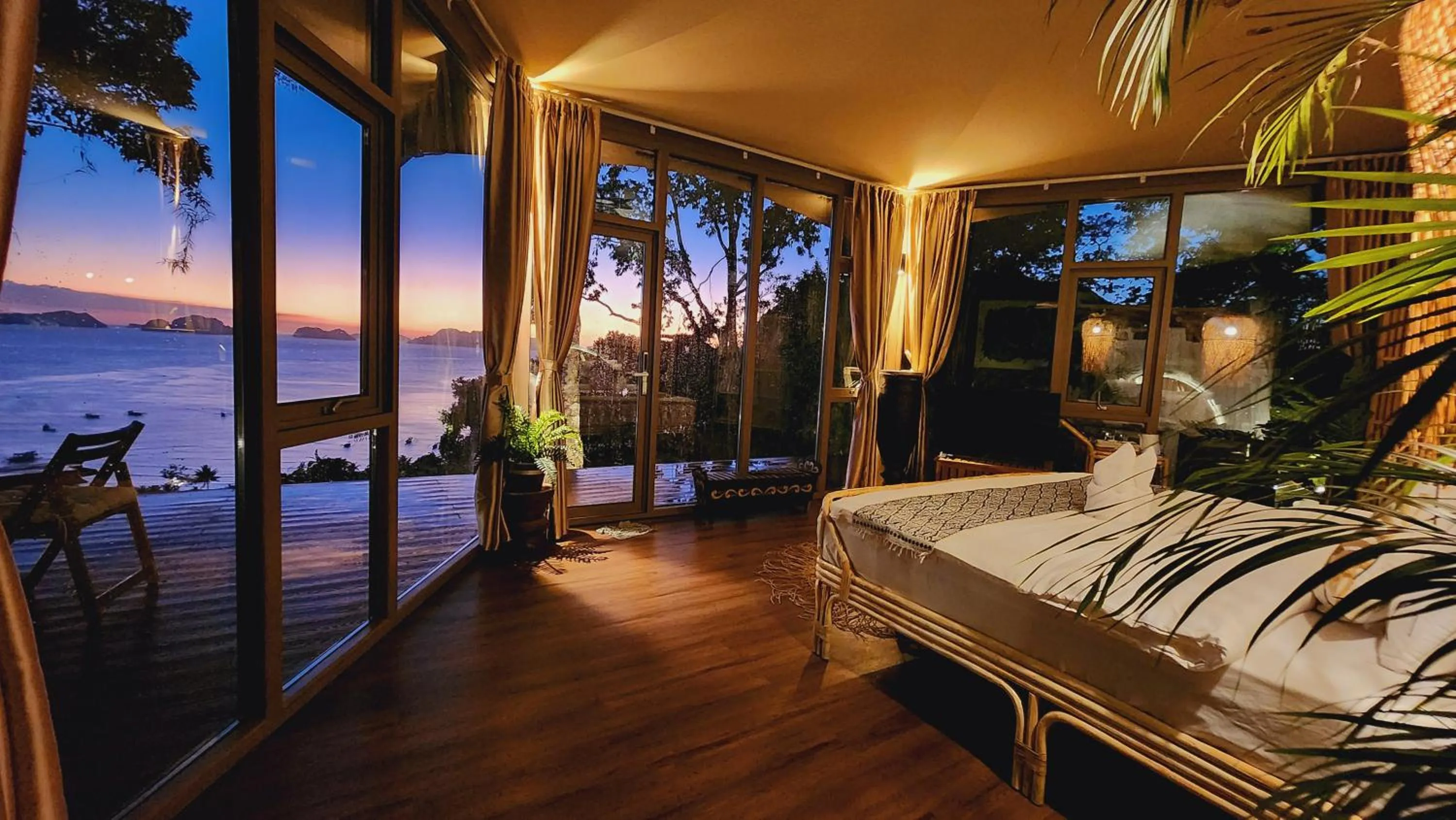 Balcony/Terrace in The Jungle Lodge -Glamping at Karuna El Nido