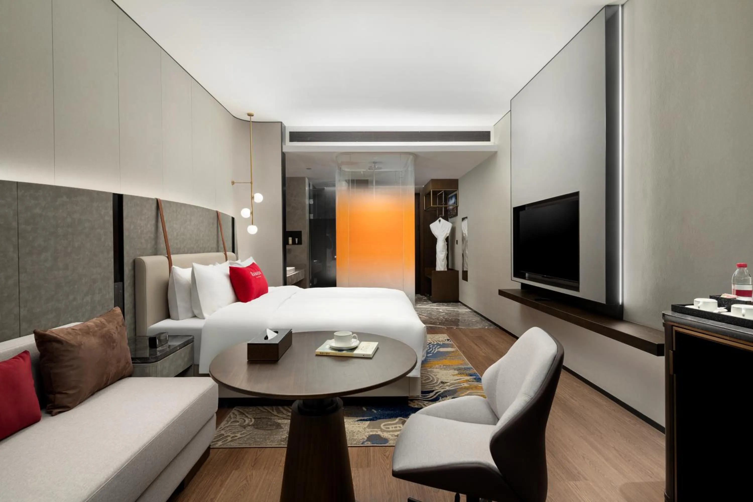 Bed in Ramada by Wyndham Qingdao Jiaodong International Airport