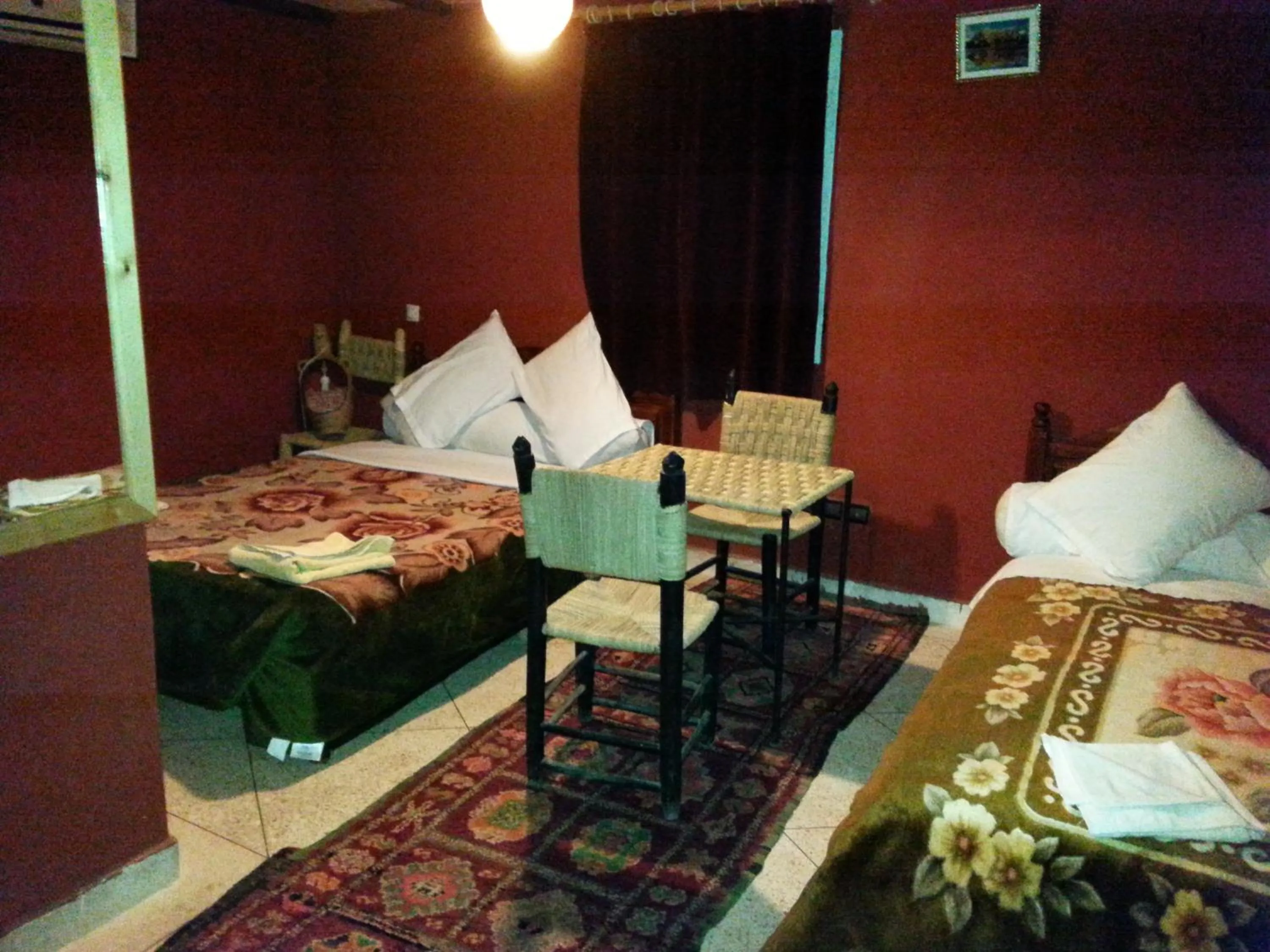 Property building, Bed in La Baraka Auberge