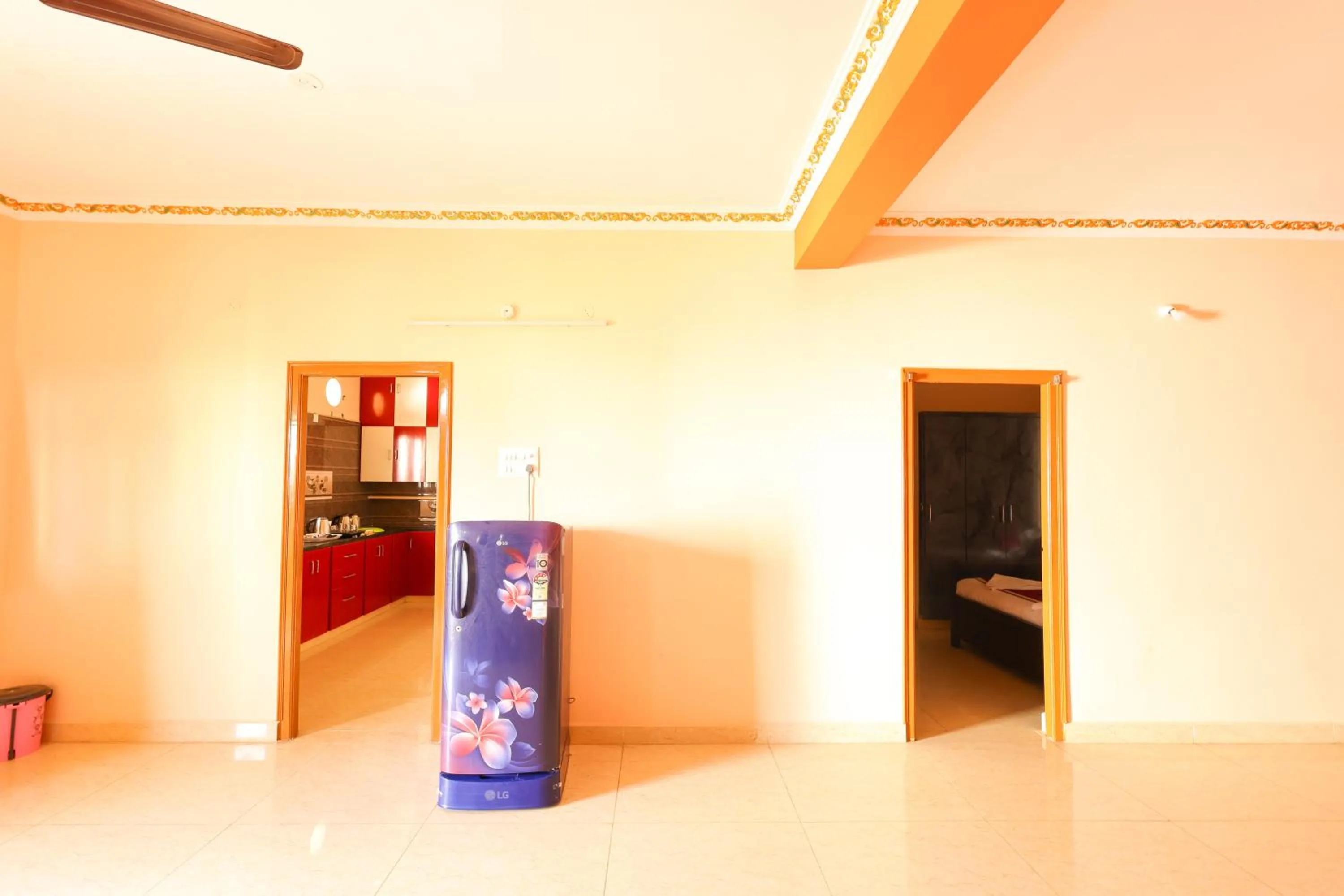 kitchen in SBHS Homestay - Garudadri - Tirupati Bus Stand