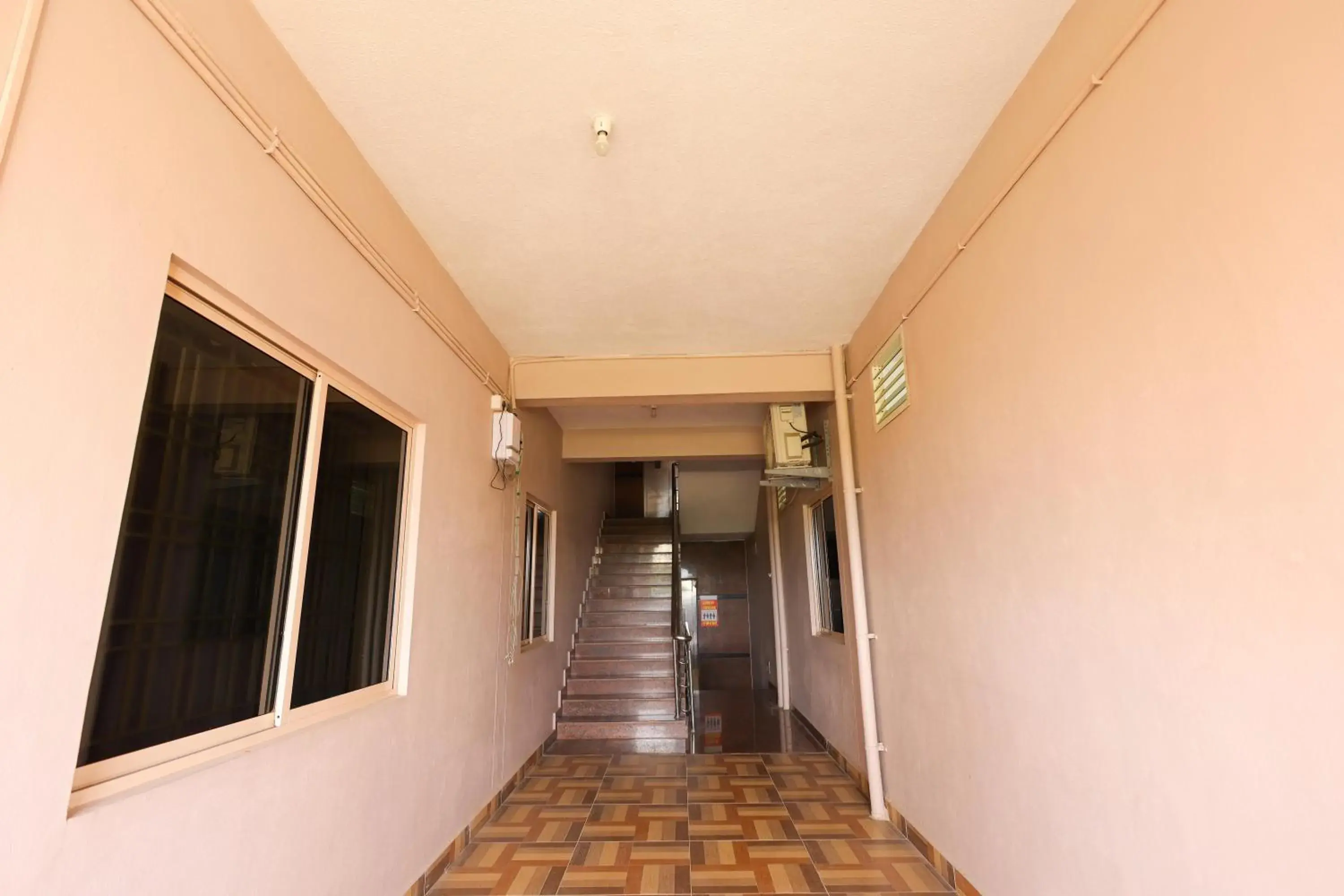 Property building in SBHS Homestay - Garudadri - Tirupati Bus Stand Property building in SBHS Homestay - Garudadri - Tirupati Bus Stand