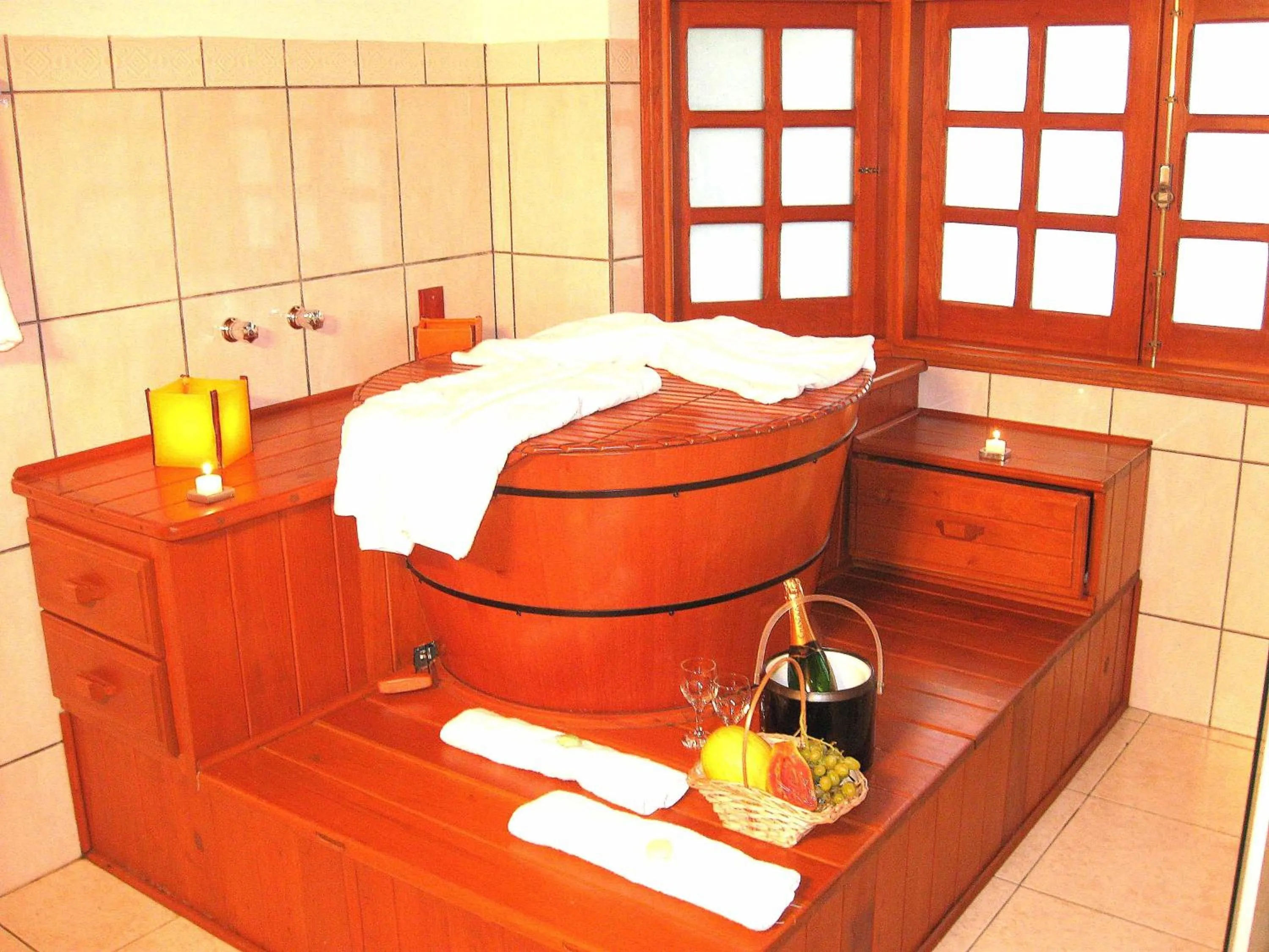 Hot Tub in Hospedagem Spa da Alma