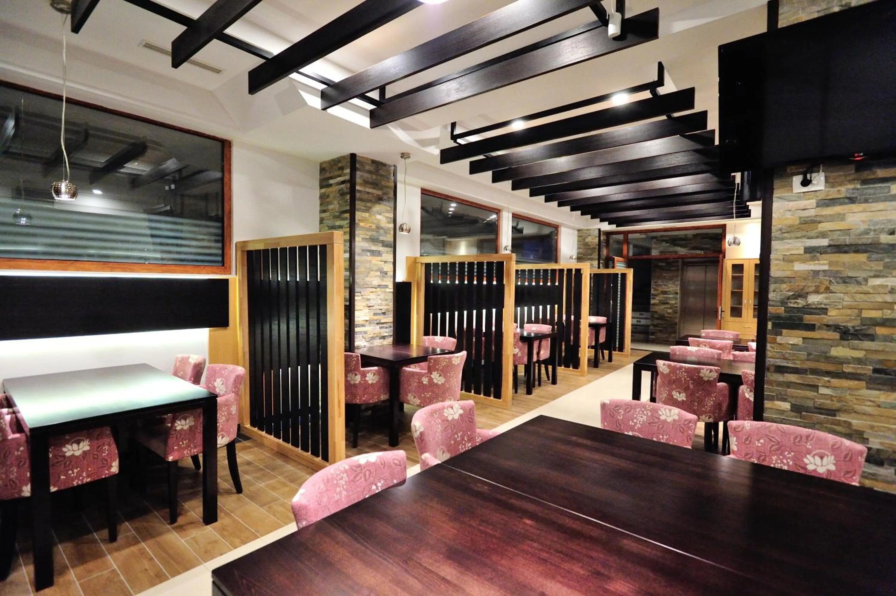 Restaurant/places to eat in Hotel Blagaj Mostar