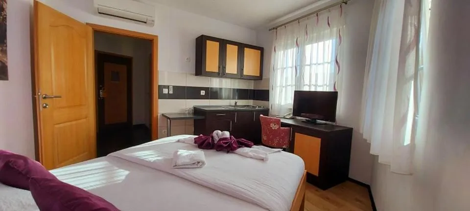 TV and multimedia, Bed in Hotel Blagaj Mostar